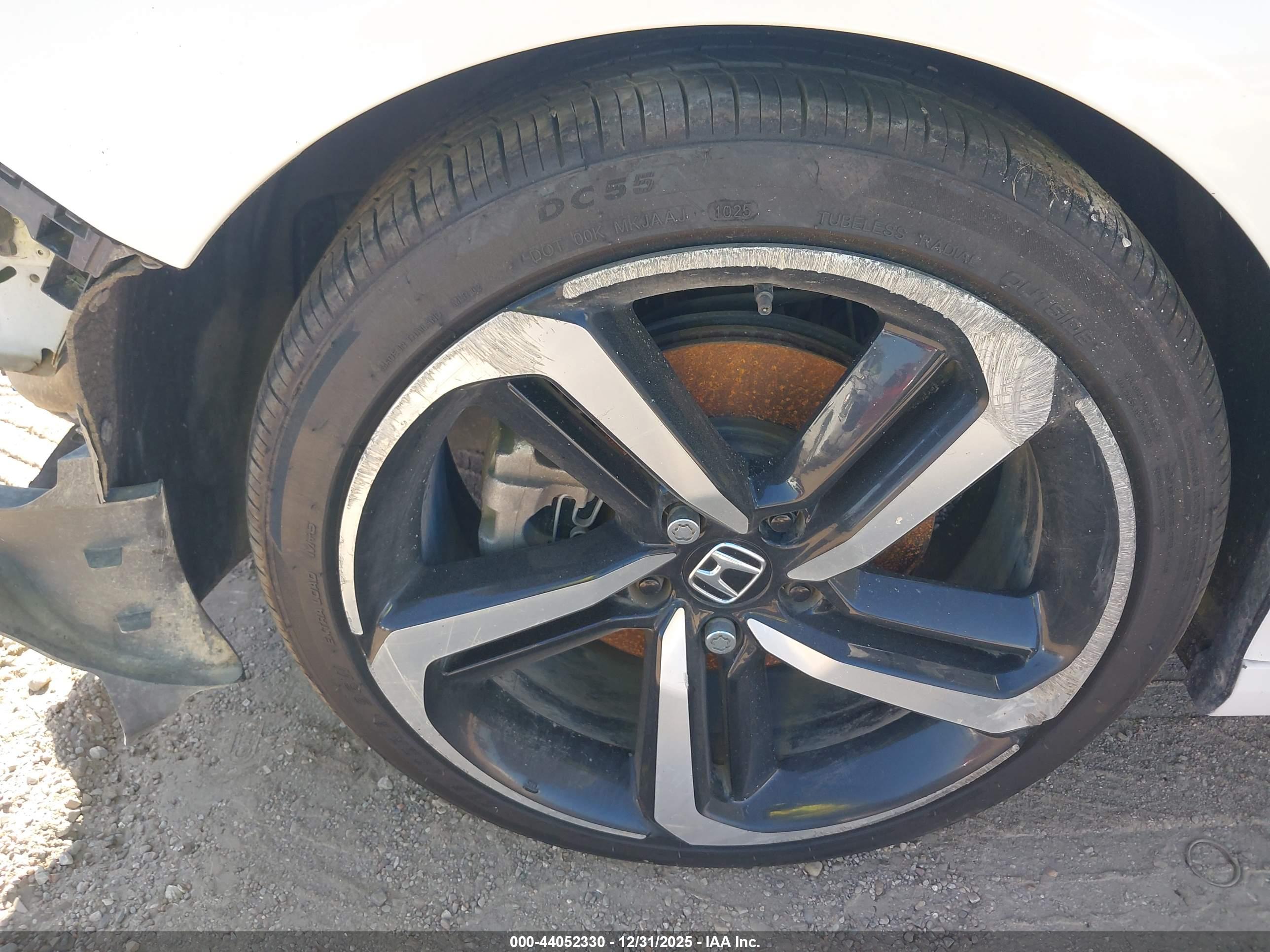 HONDA ACCORD image 6