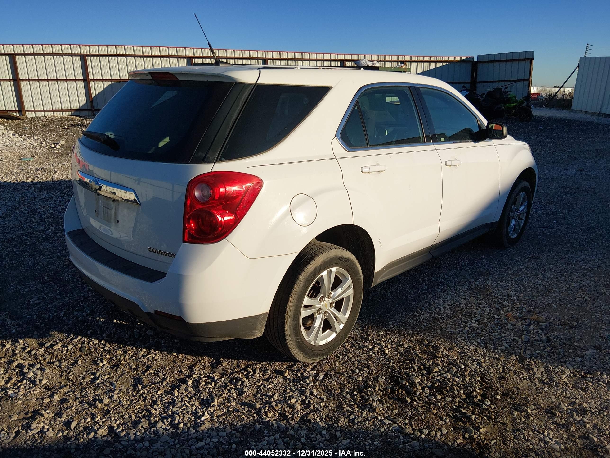 CHEVROLET EQUINOX image 4