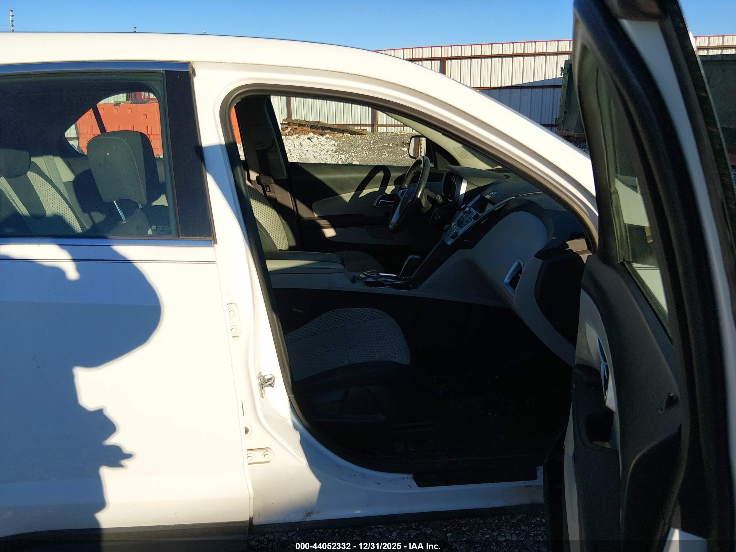 CHEVROLET EQUINOX image 5