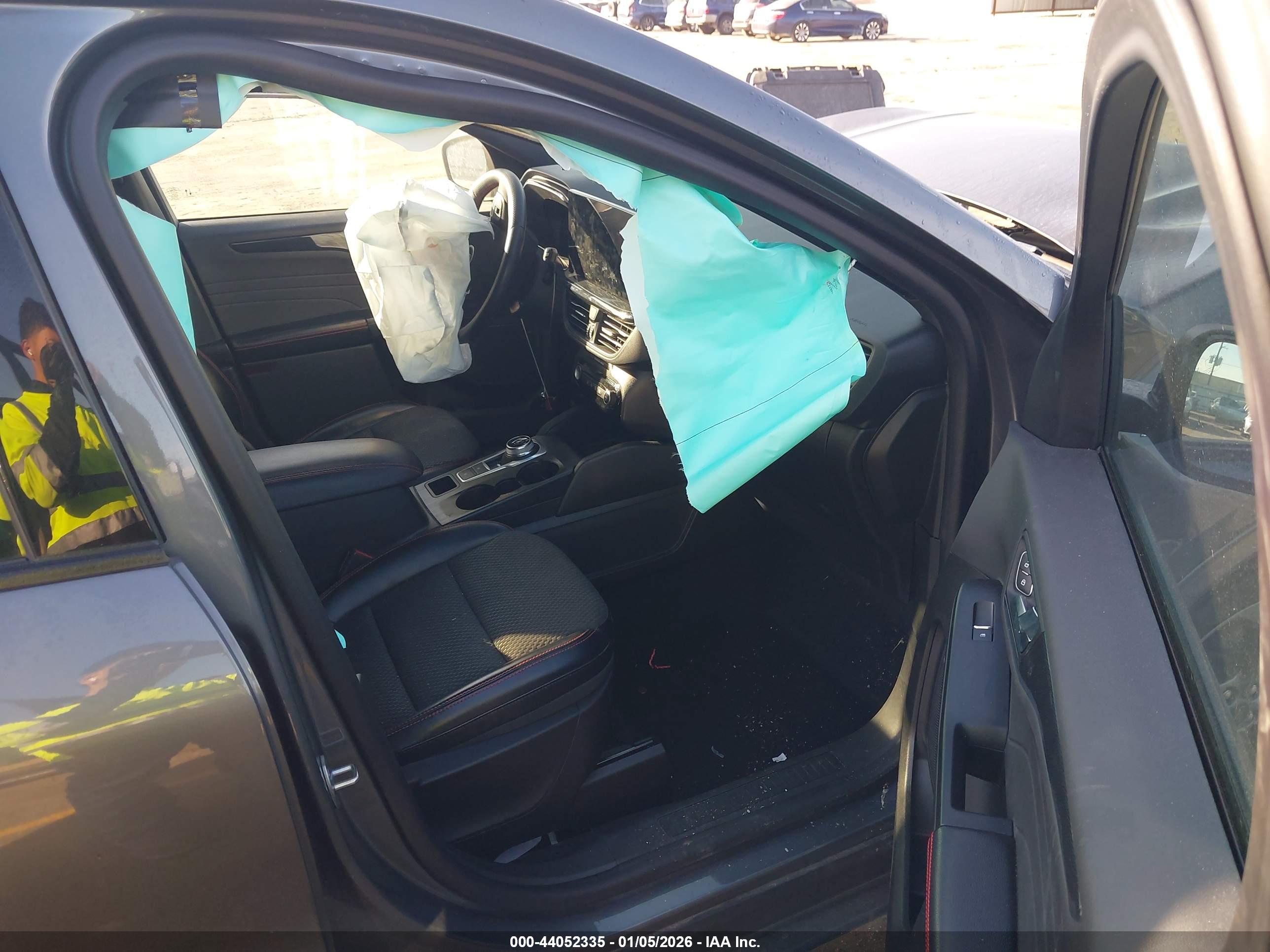 FORD ESCAPE image 5