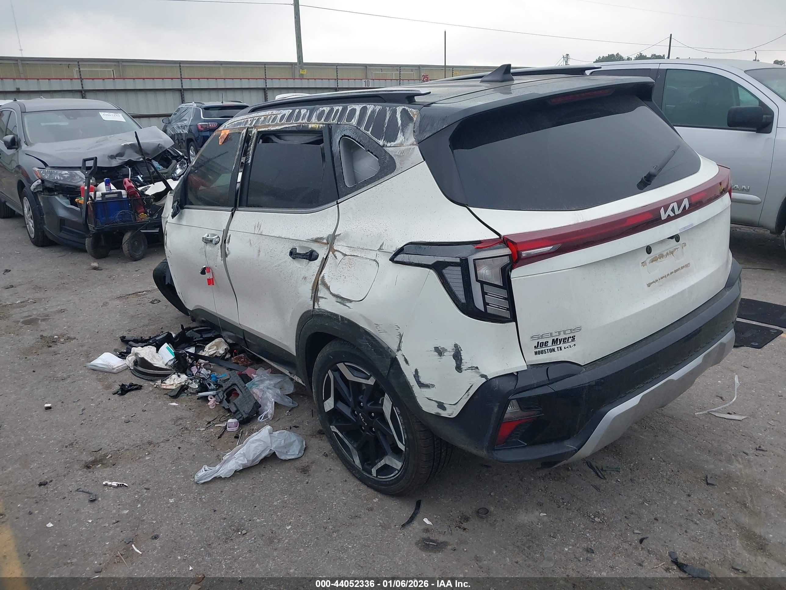 KIA SELTOS image 3