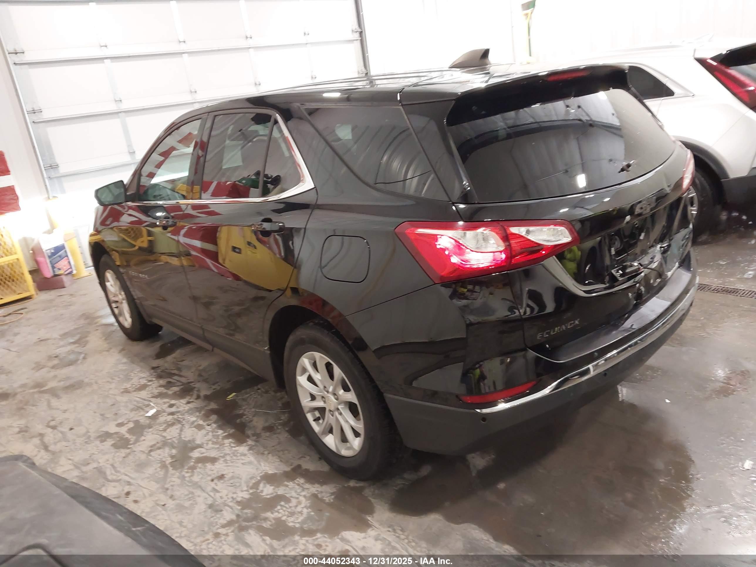 CHEVROLET EQUINOX image 3