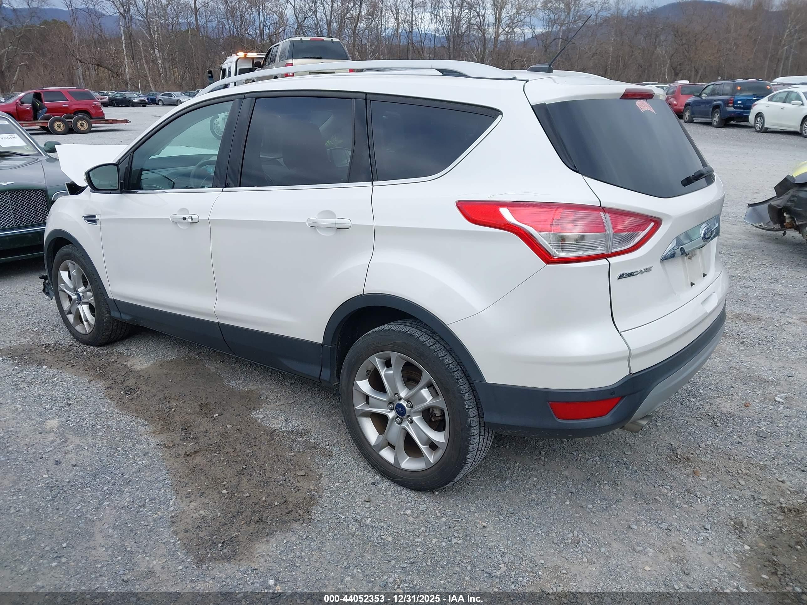 FORD ESCAPE image 3