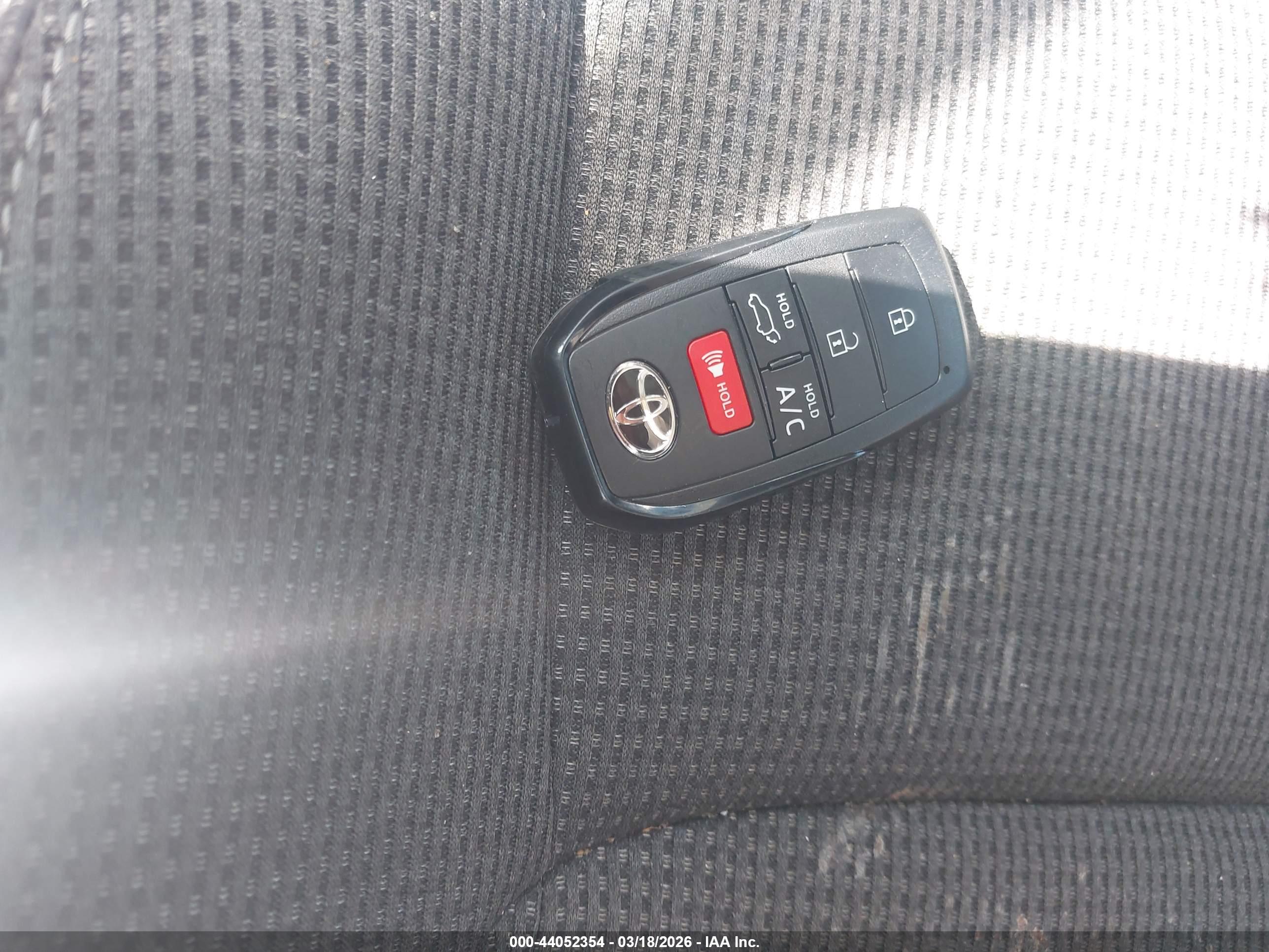 TOYOTA BZ4X image 11