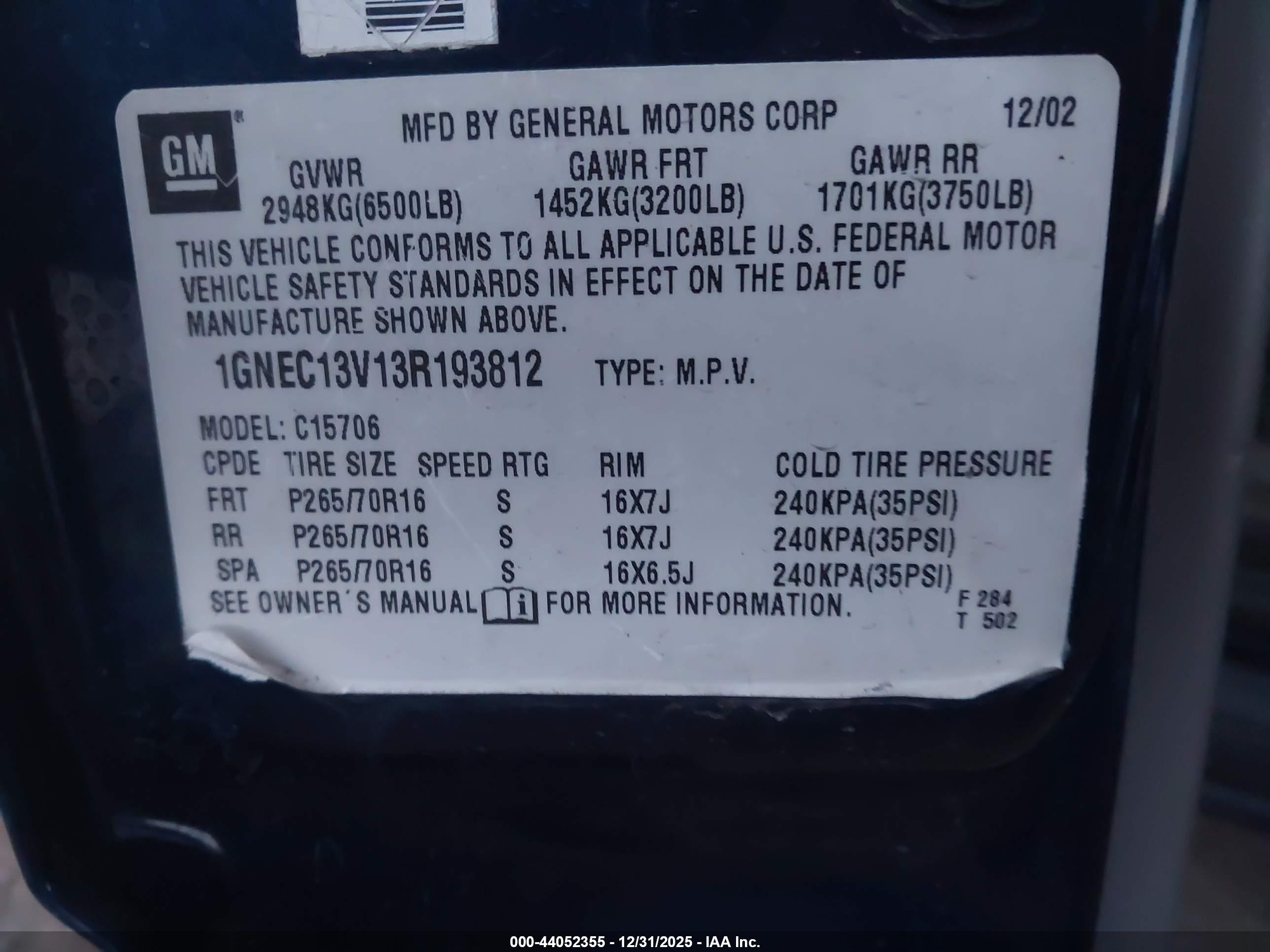 CHEVROLET TAHOE image 9