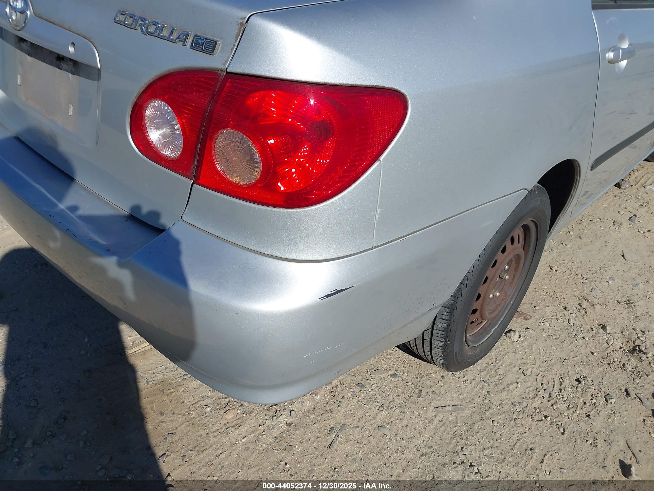 TOYOTA COROLLA image 6