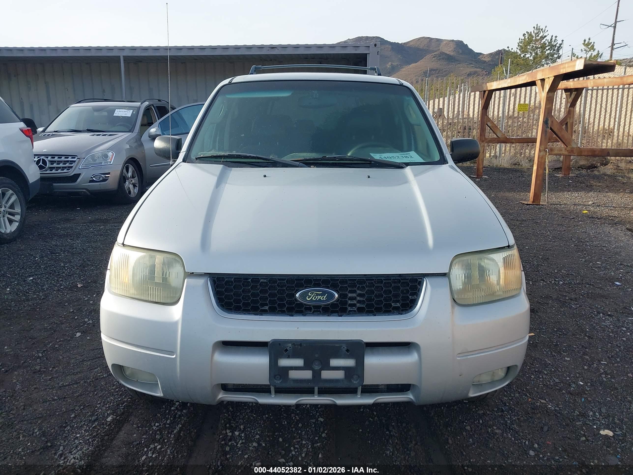 FORD ESCAPE image 6