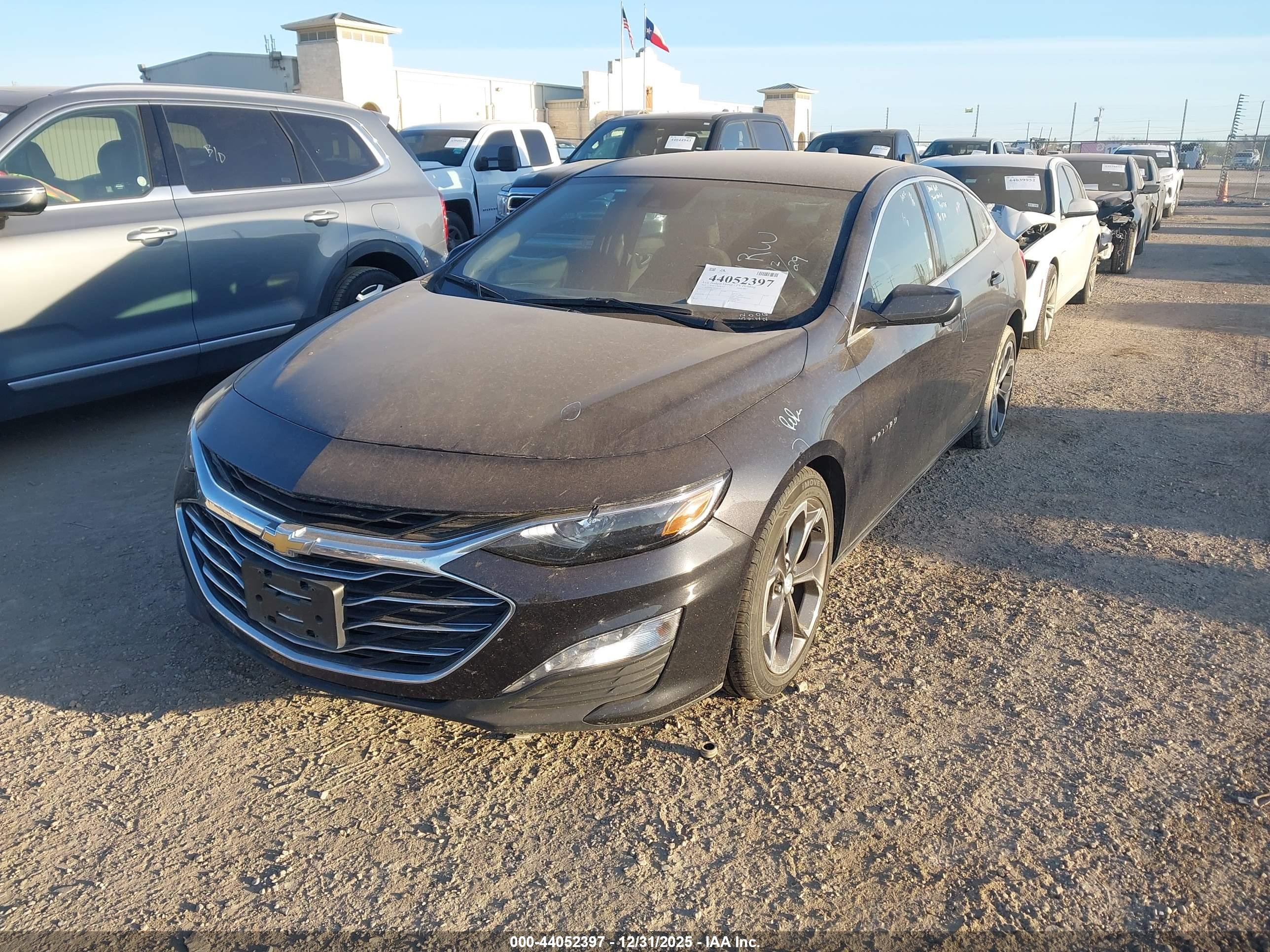 CHEVROLET MALIBU image 2