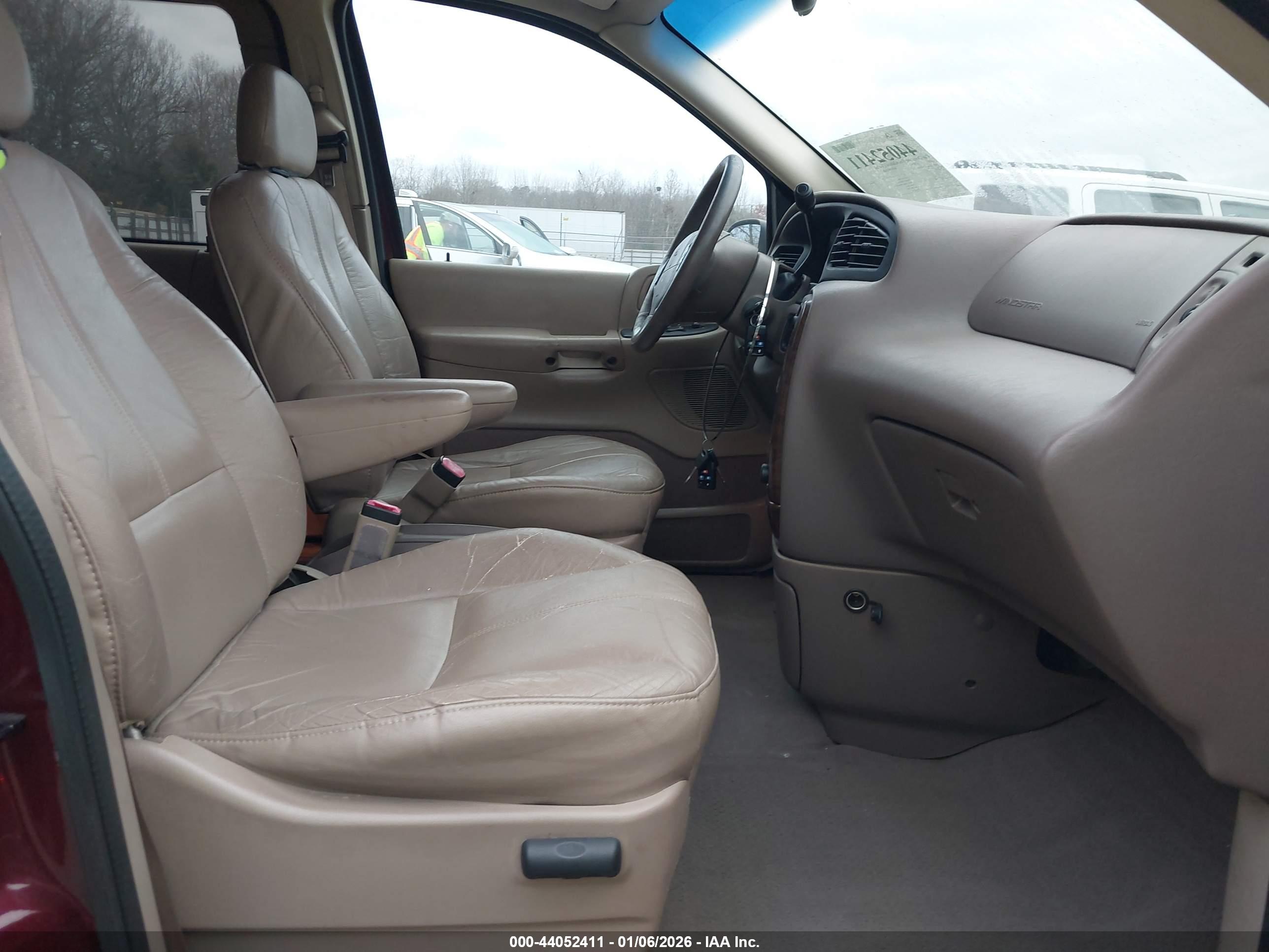 FORD WINDSTAR image 5