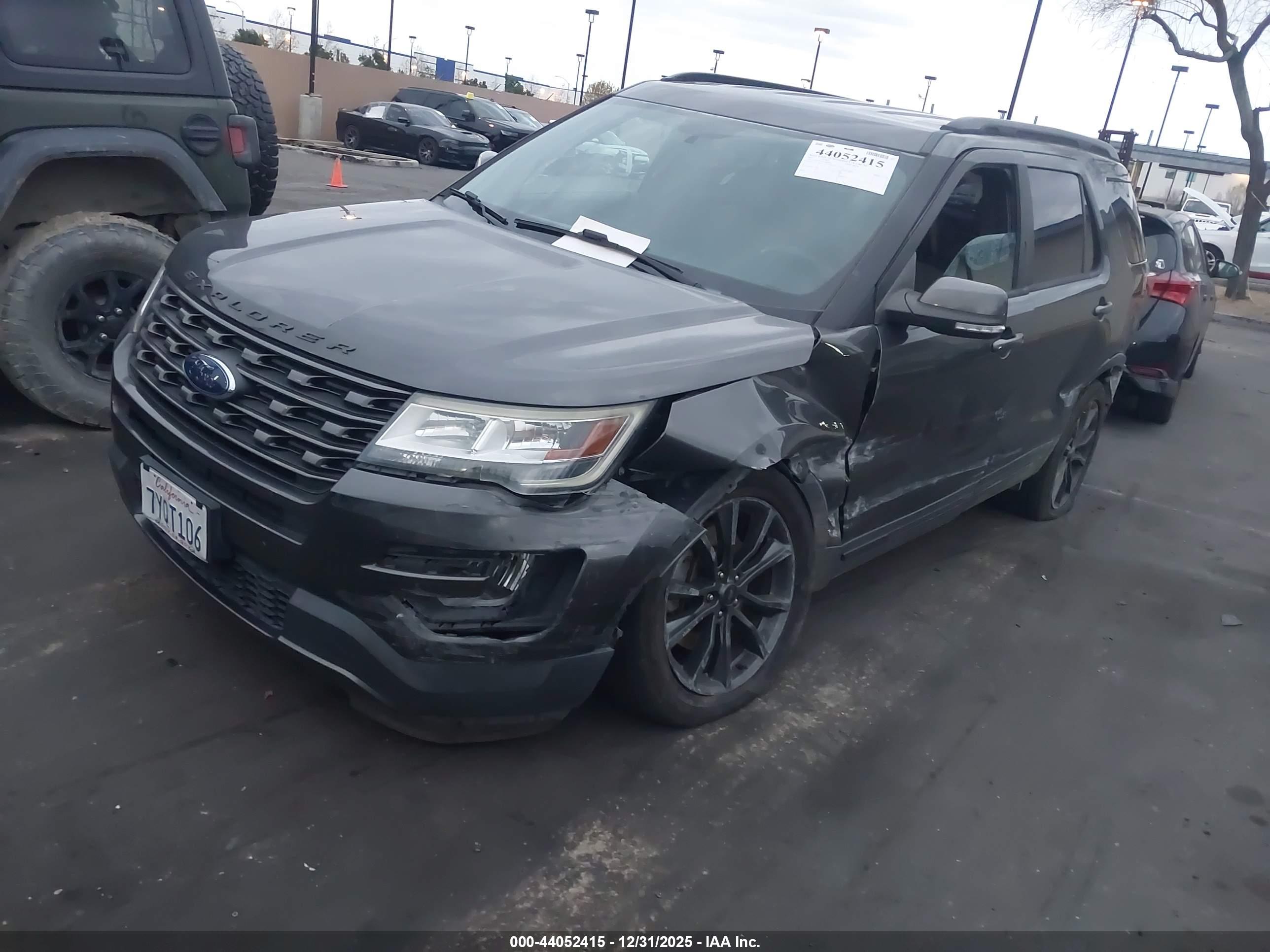 FORD EXPLORER image 2