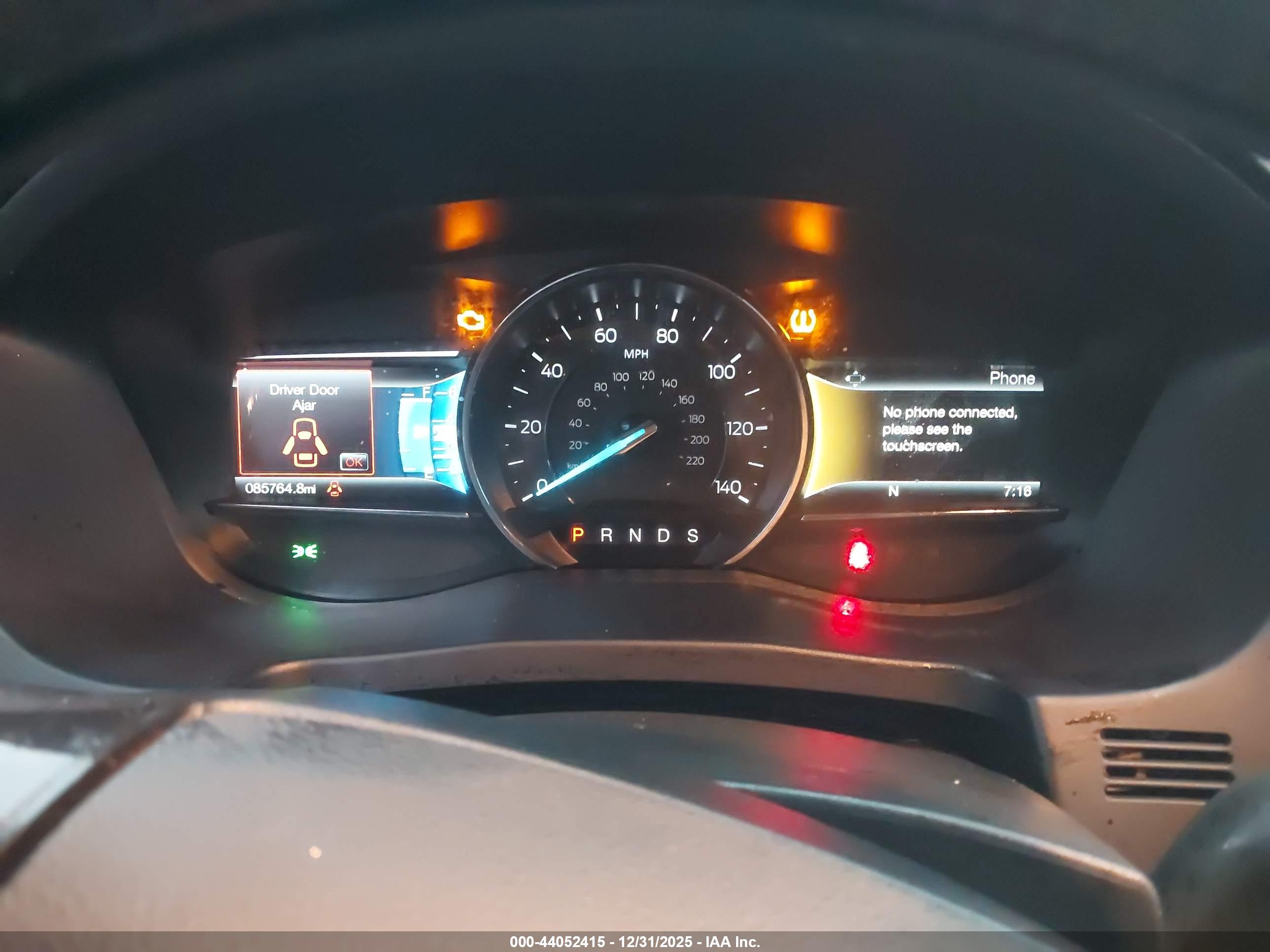 FORD EXPLORER image 7