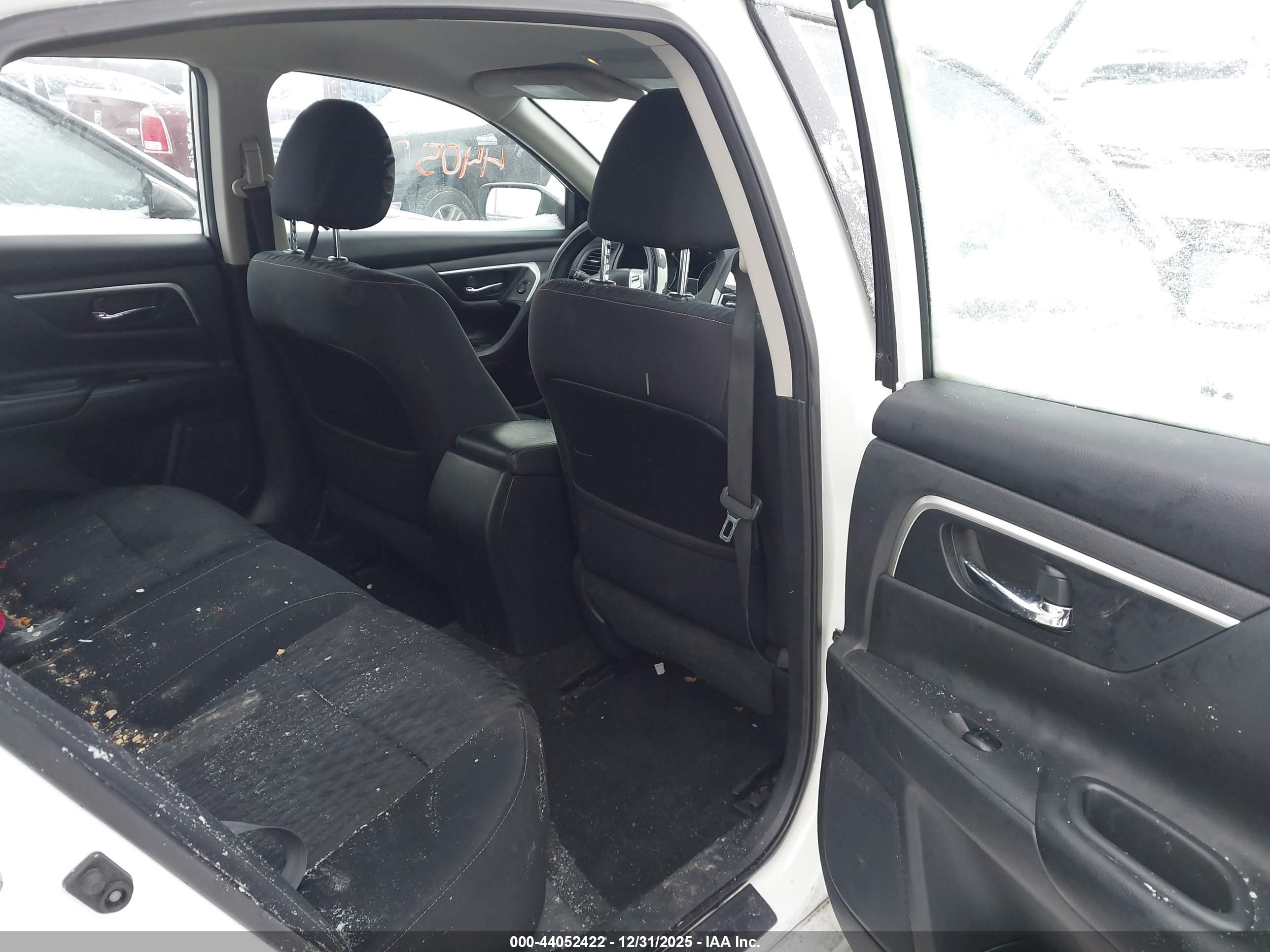 NISSAN ALTIMA image 8