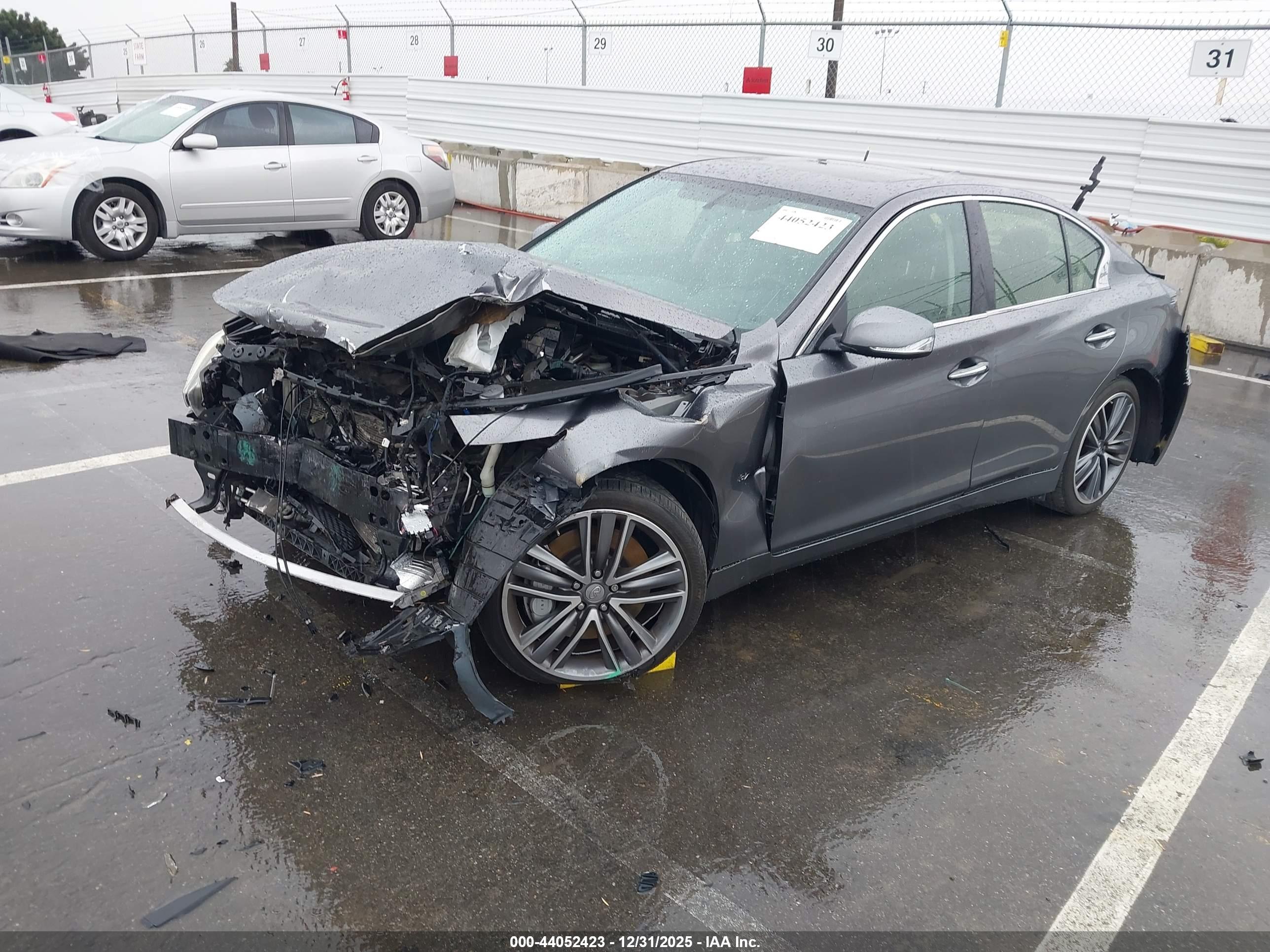 INFINITI Q50 image 2