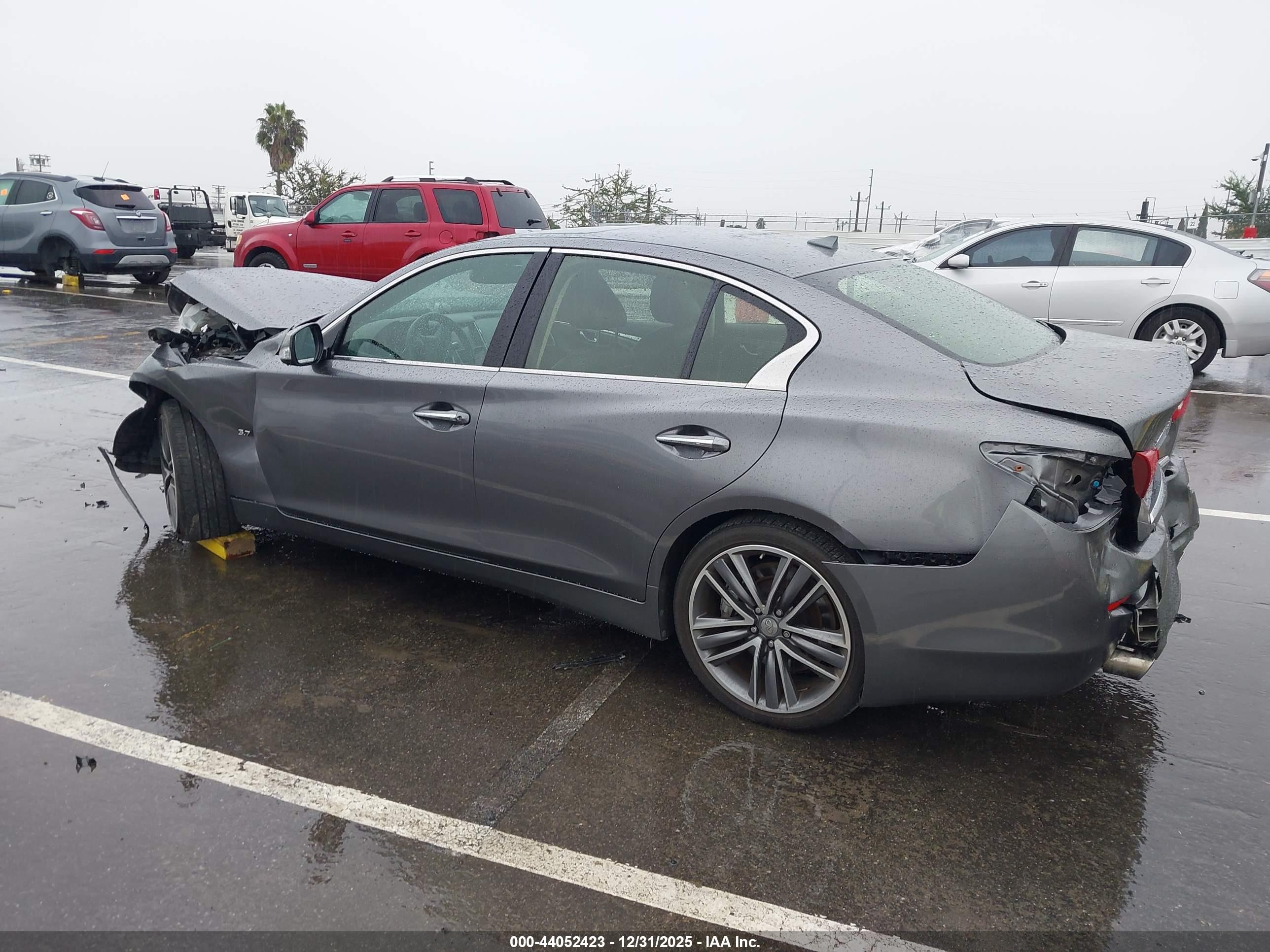 INFINITI Q50 image 3