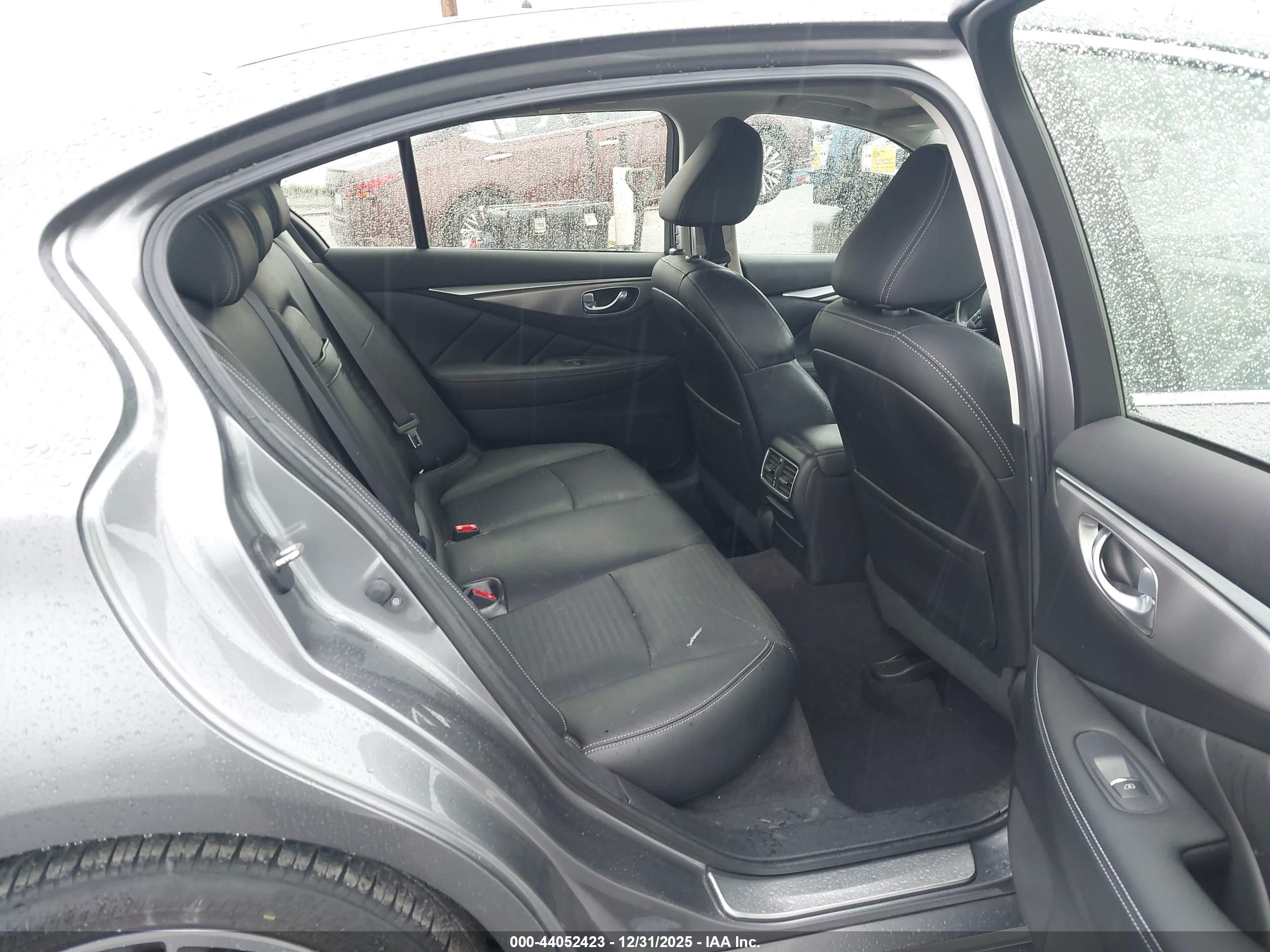 INFINITI Q50 image 8