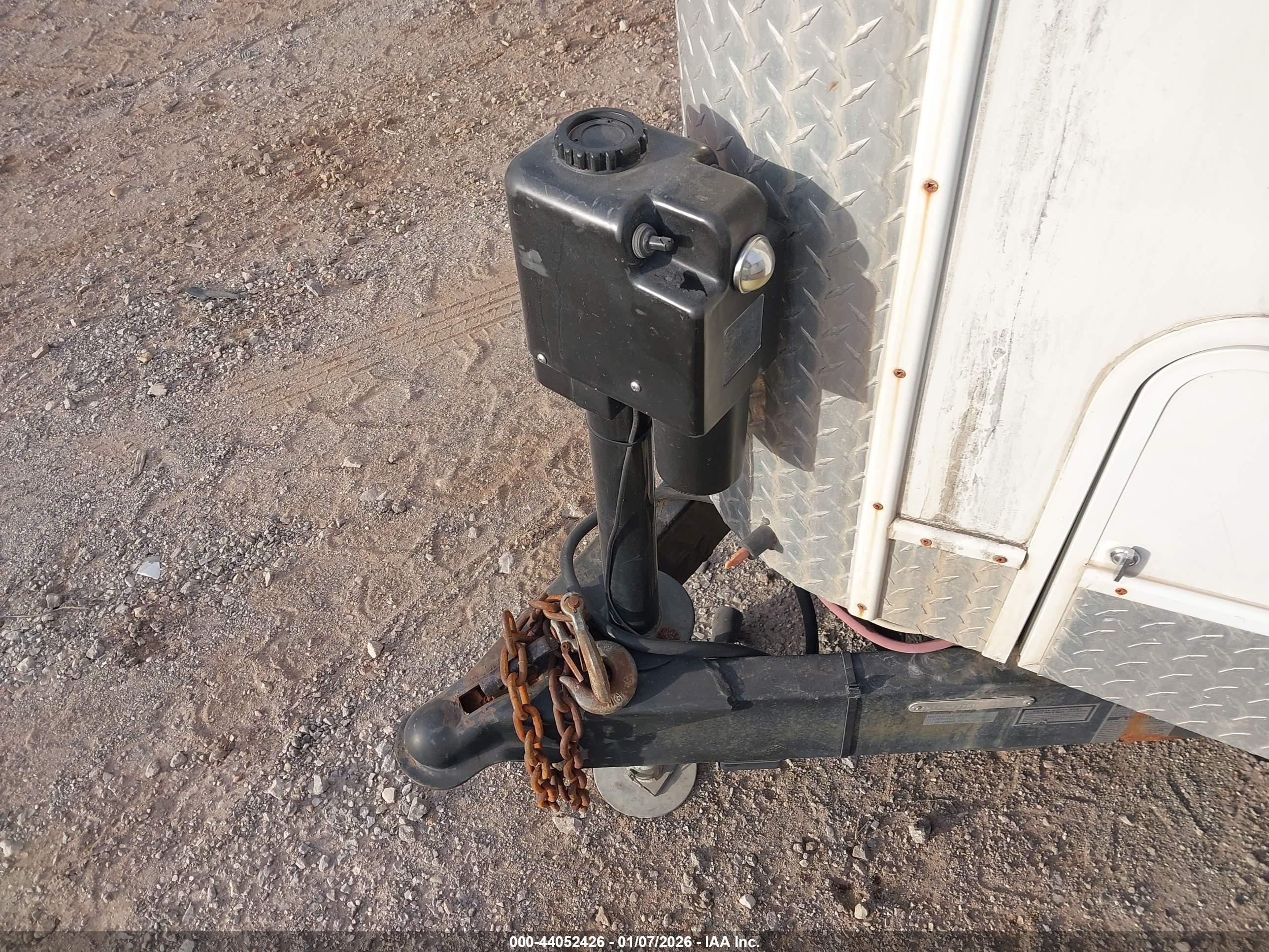 TRAILER R-VISION image 10