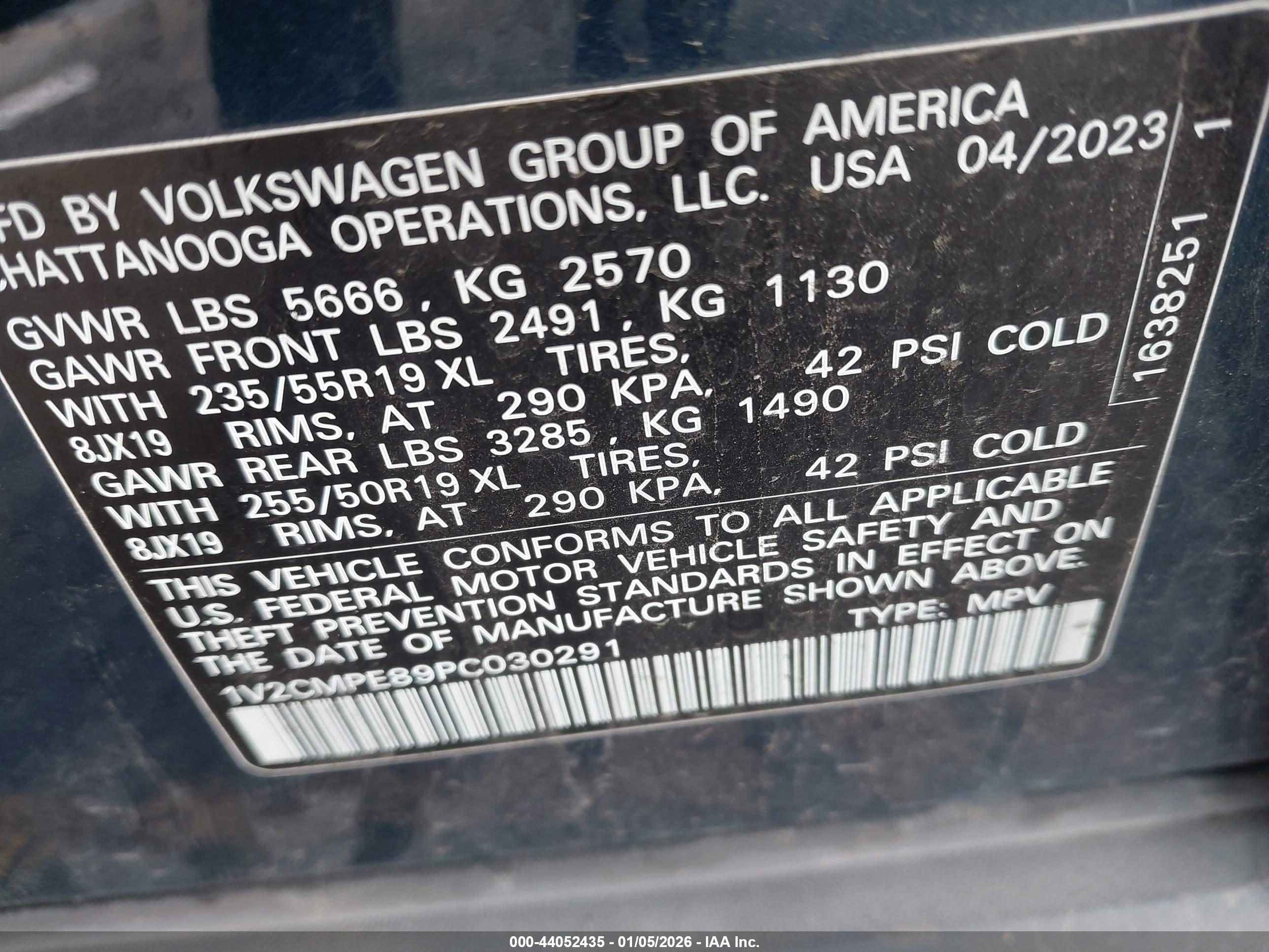 VOLKSWAGEN ID.4 image 9