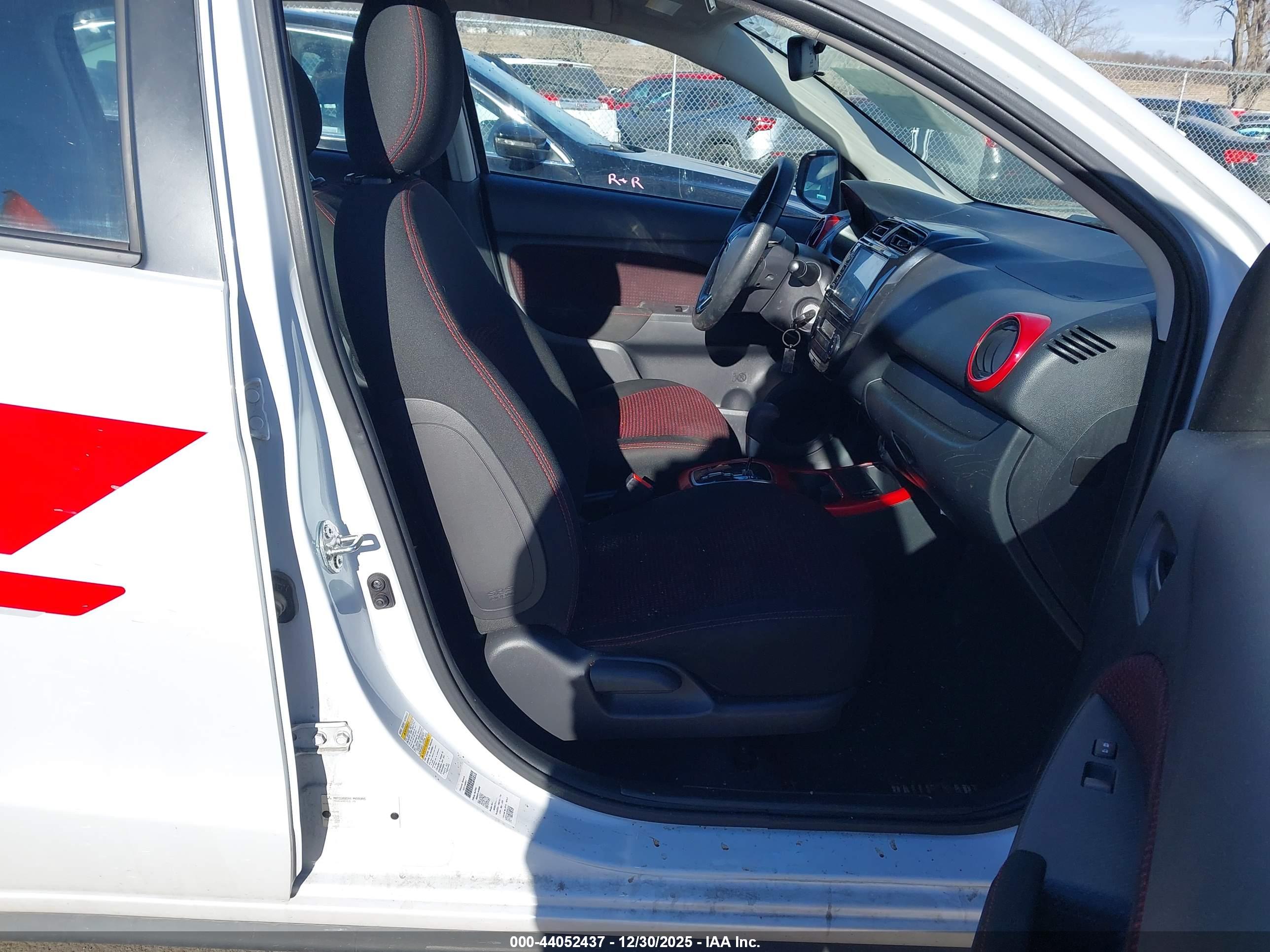 MITSUBISHI MIRAGE image 5