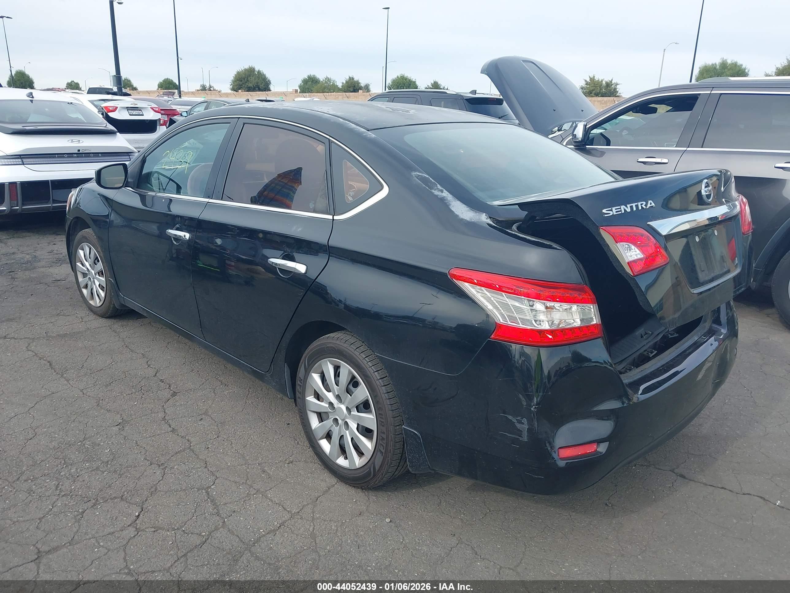 NISSAN SENTRA image 3