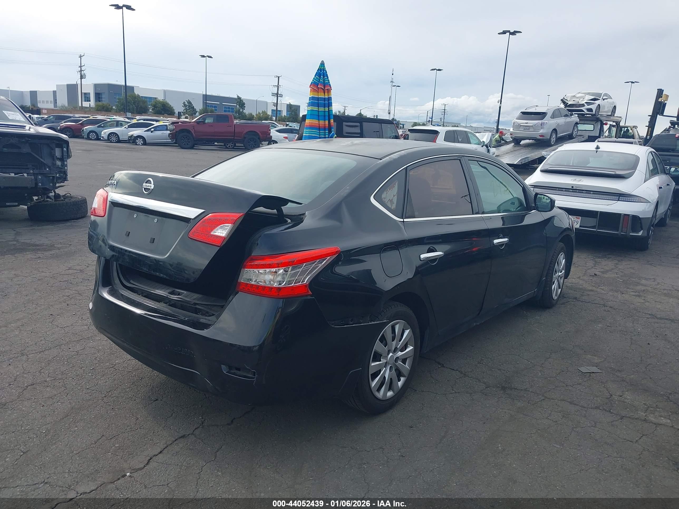 NISSAN SENTRA image 4