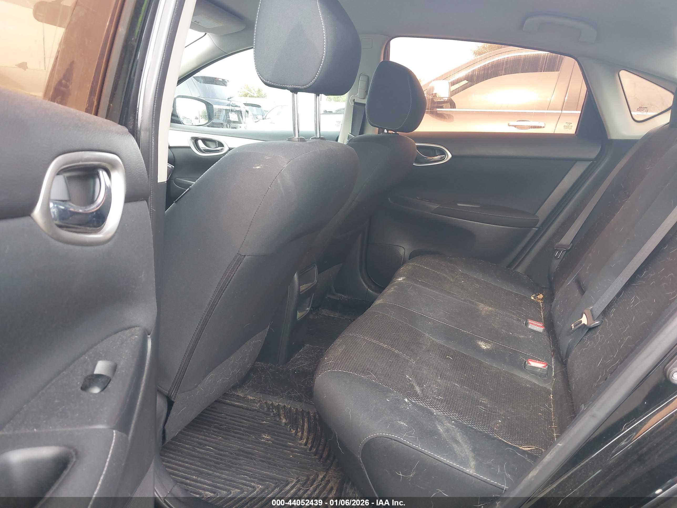 NISSAN SENTRA image 8