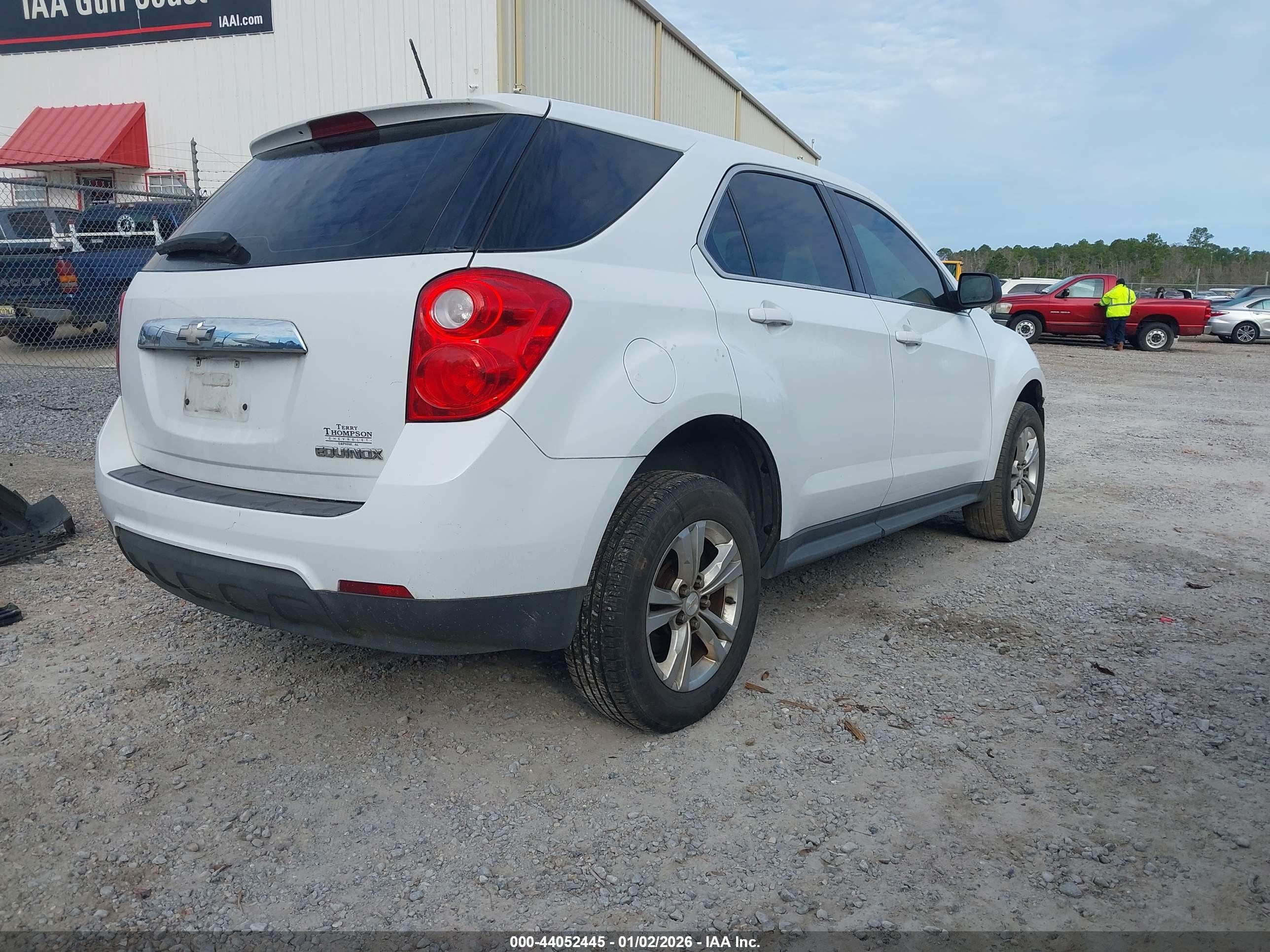 CHEVROLET EQUINOX image 4