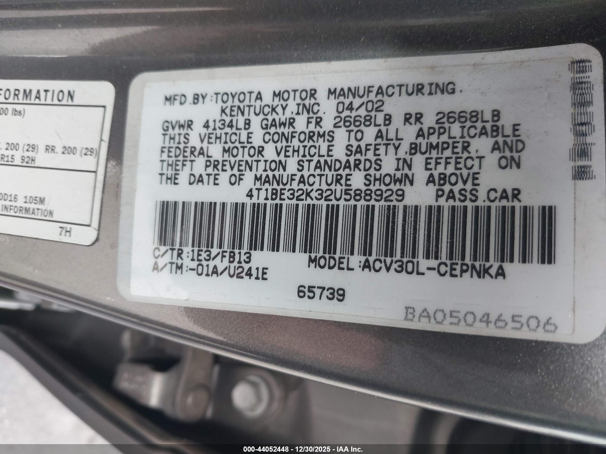 TOYOTA CAMRY image 9