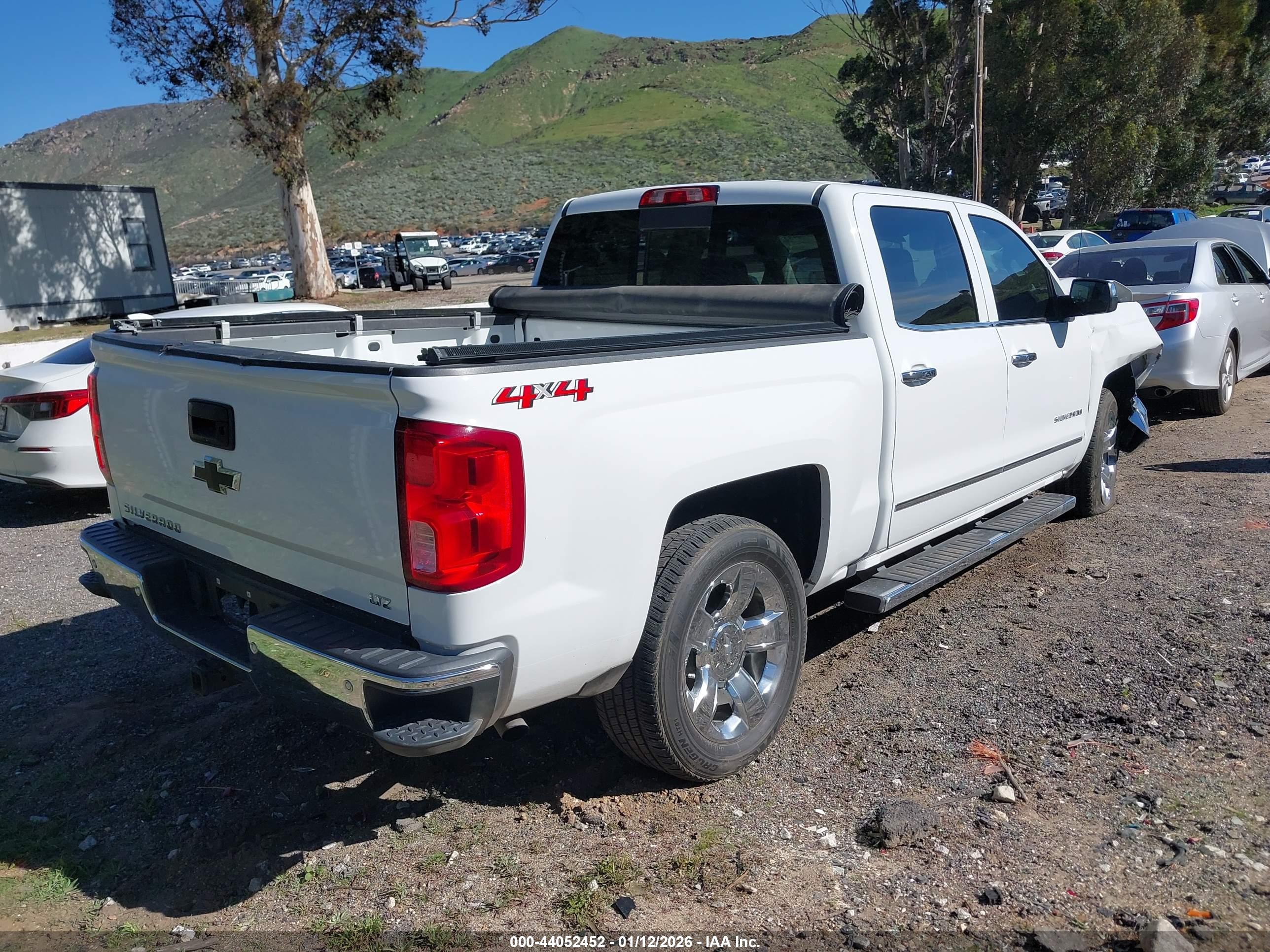 CHEVROLET SILVERADO image 4