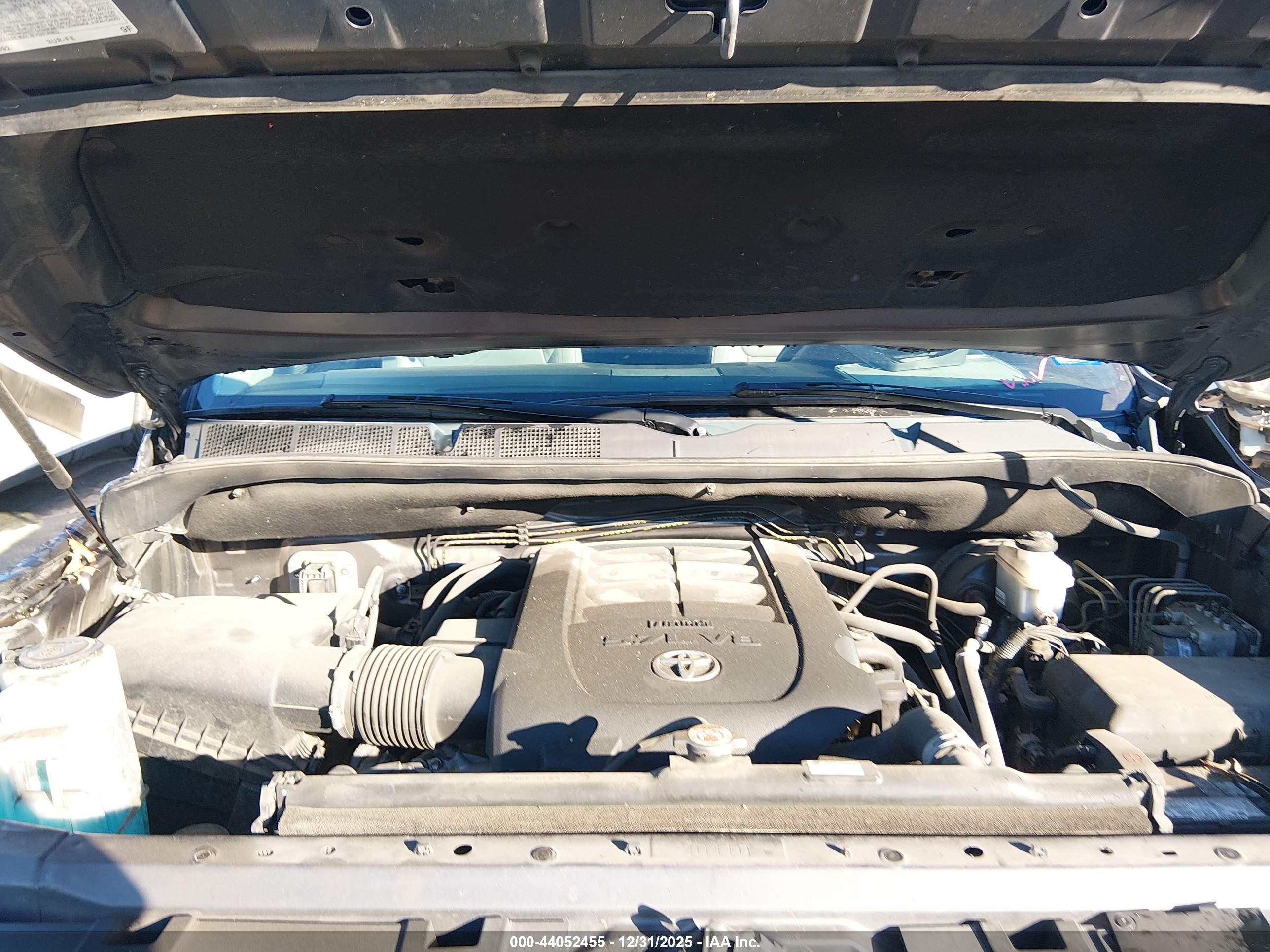 TOYOTA TUNDRA image 10