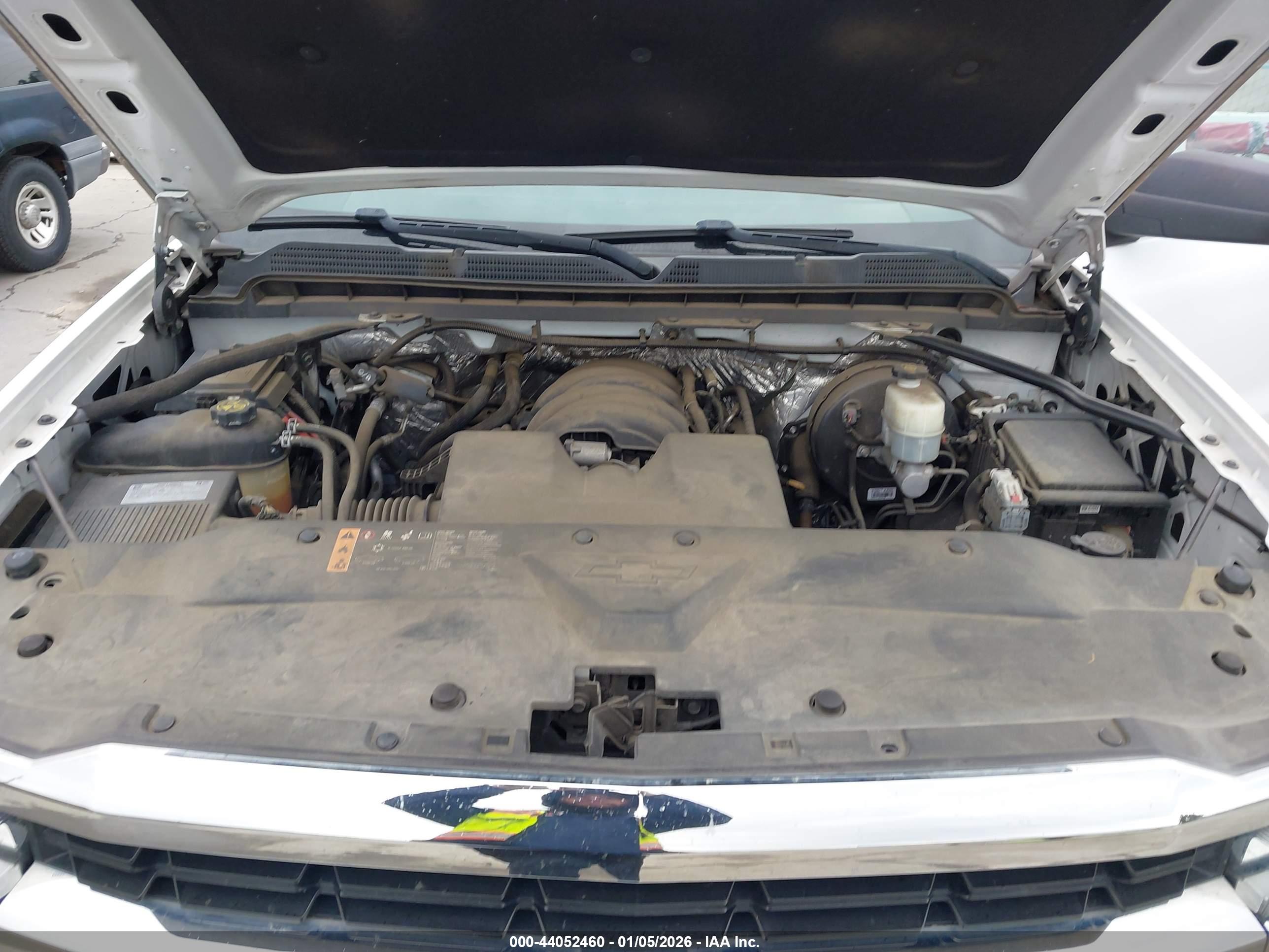 CHEVROLET SILVERADO image 10