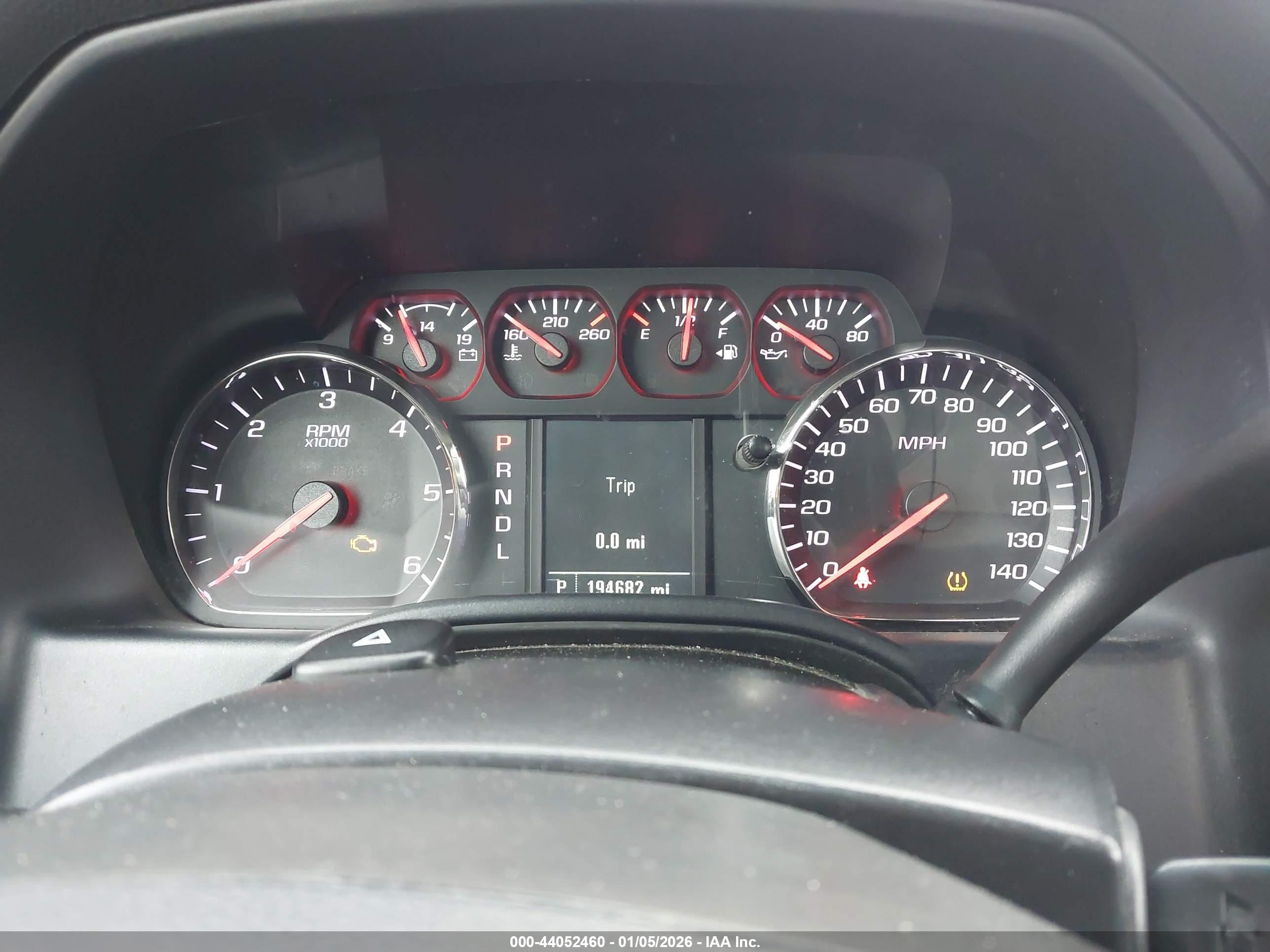 CHEVROLET SILVERADO image 7