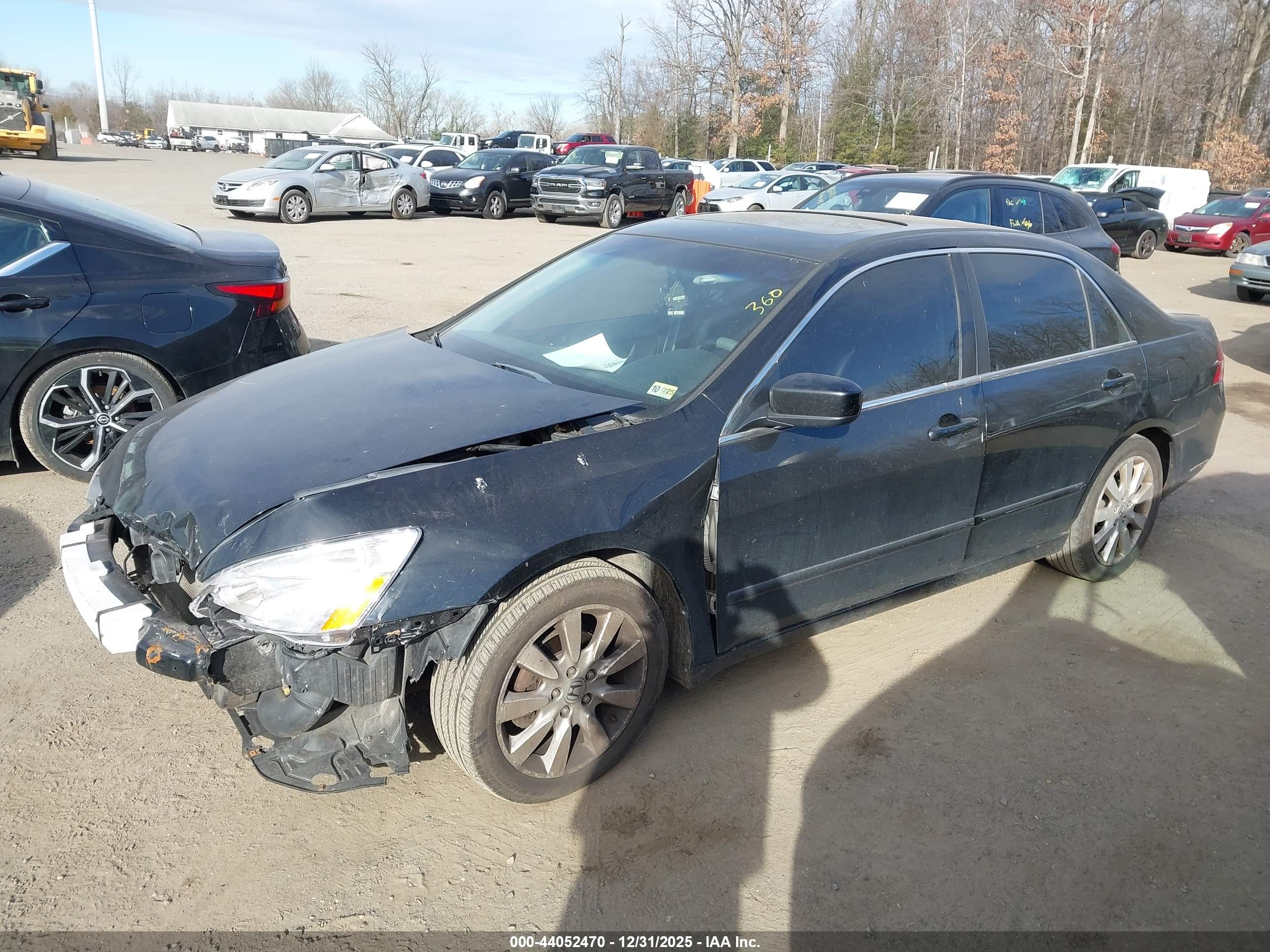 HONDA ACCORD image 2
