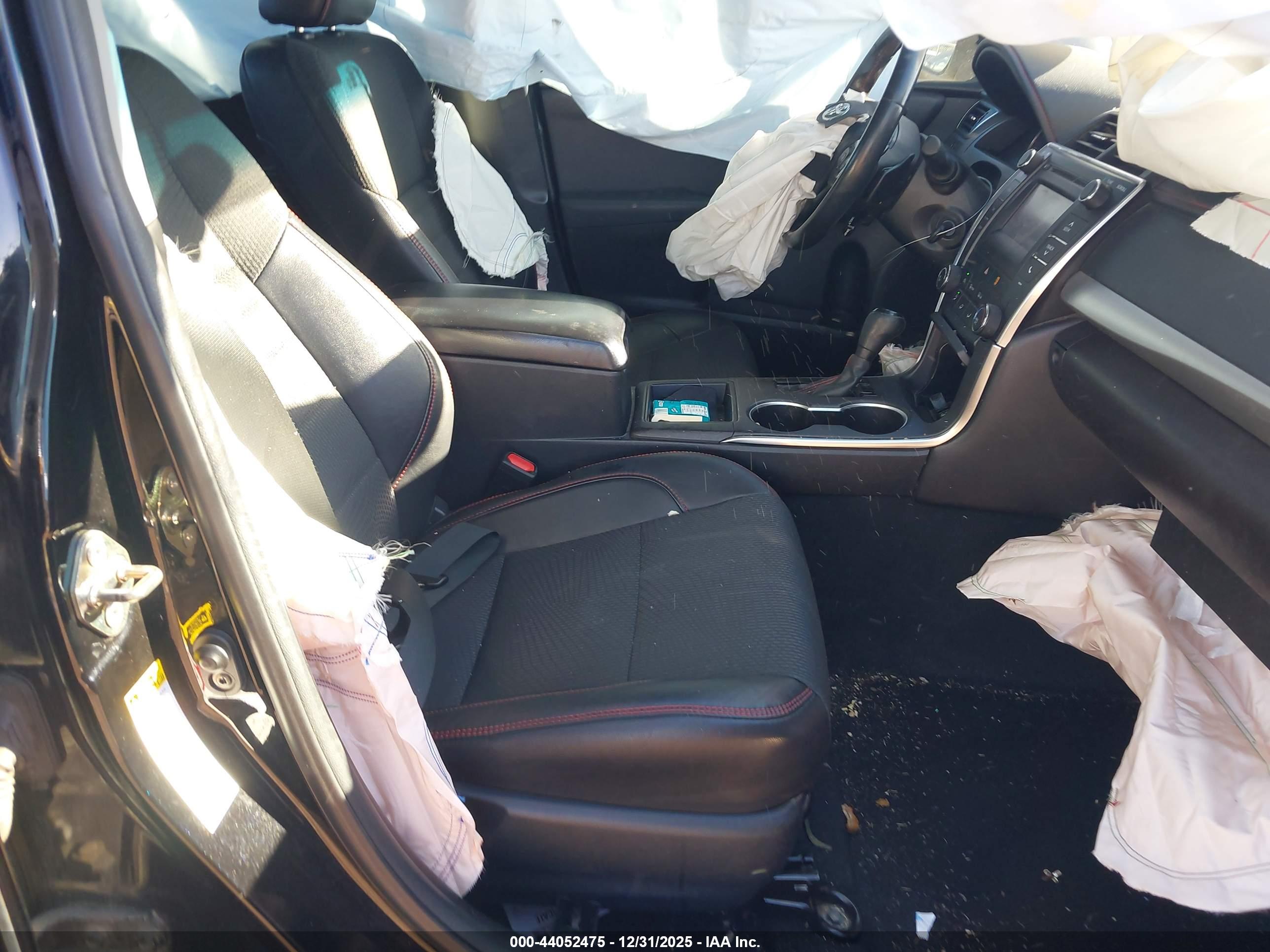 TOYOTA CAMRY image 5
