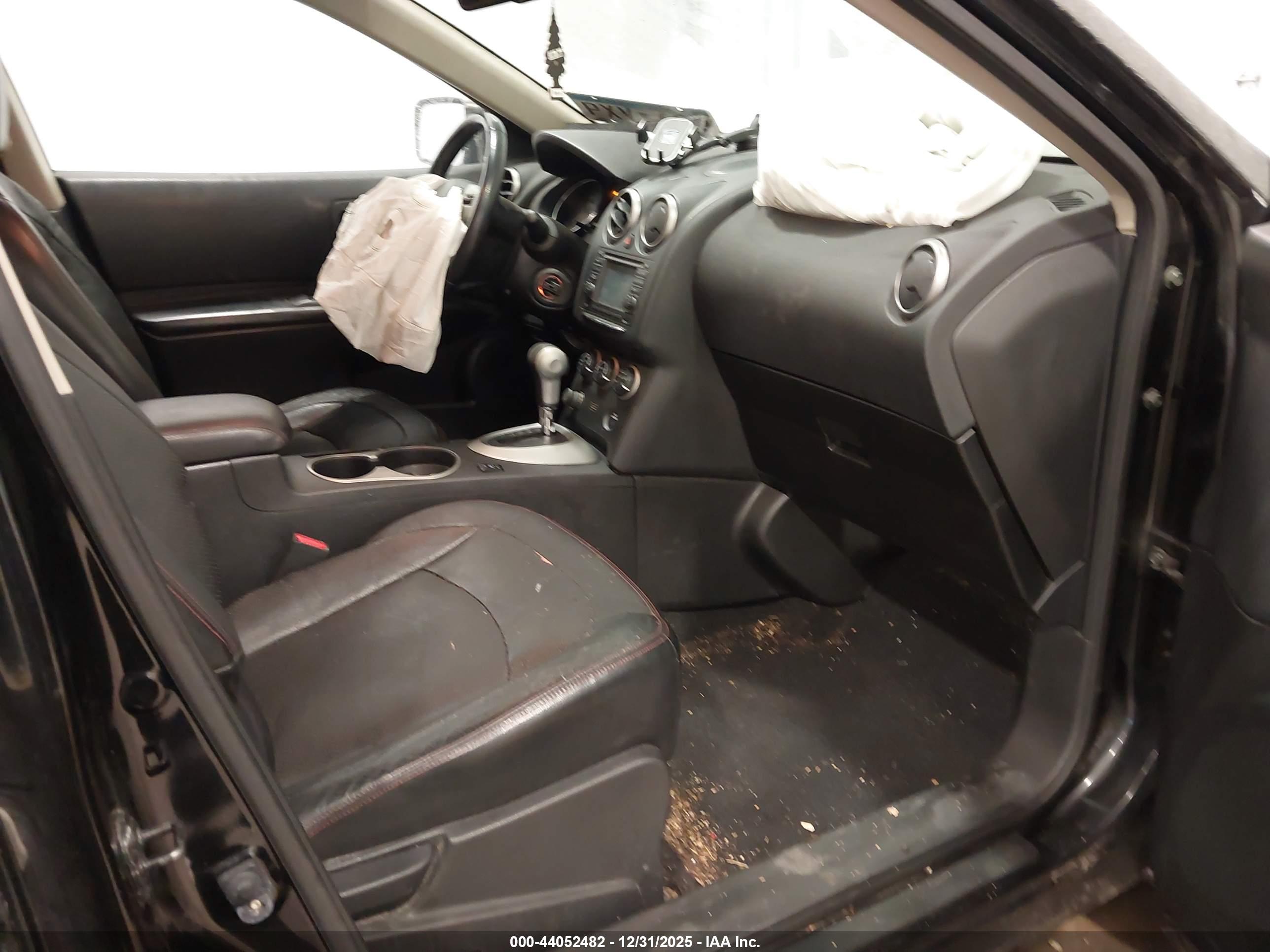 NISSAN ROGUE image 5