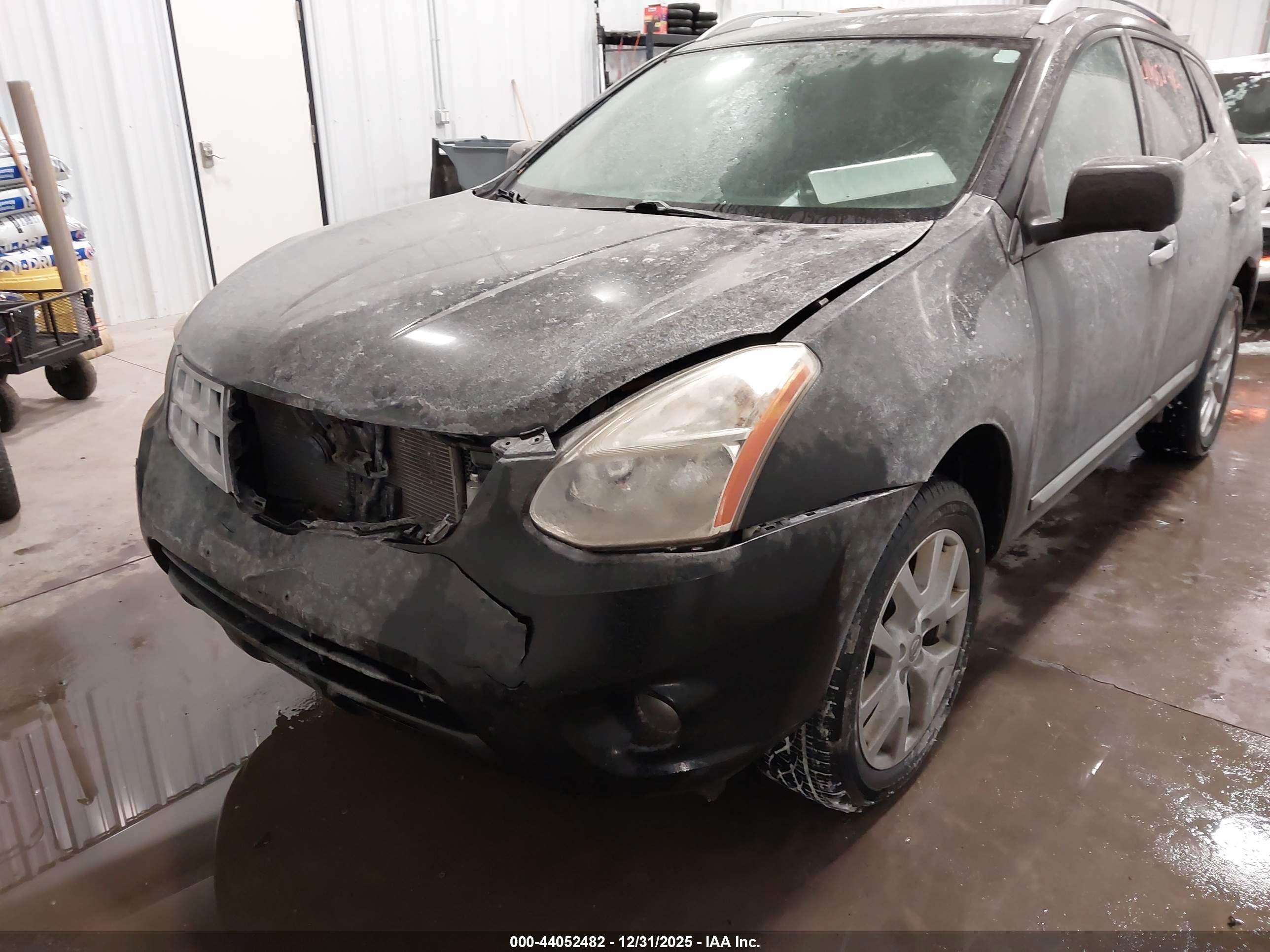 NISSAN ROGUE image 6