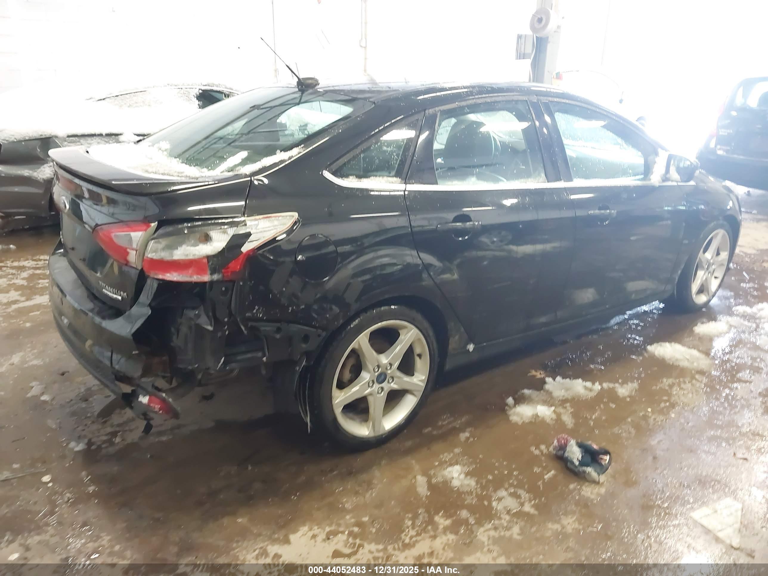 FORD FOCUS image 6