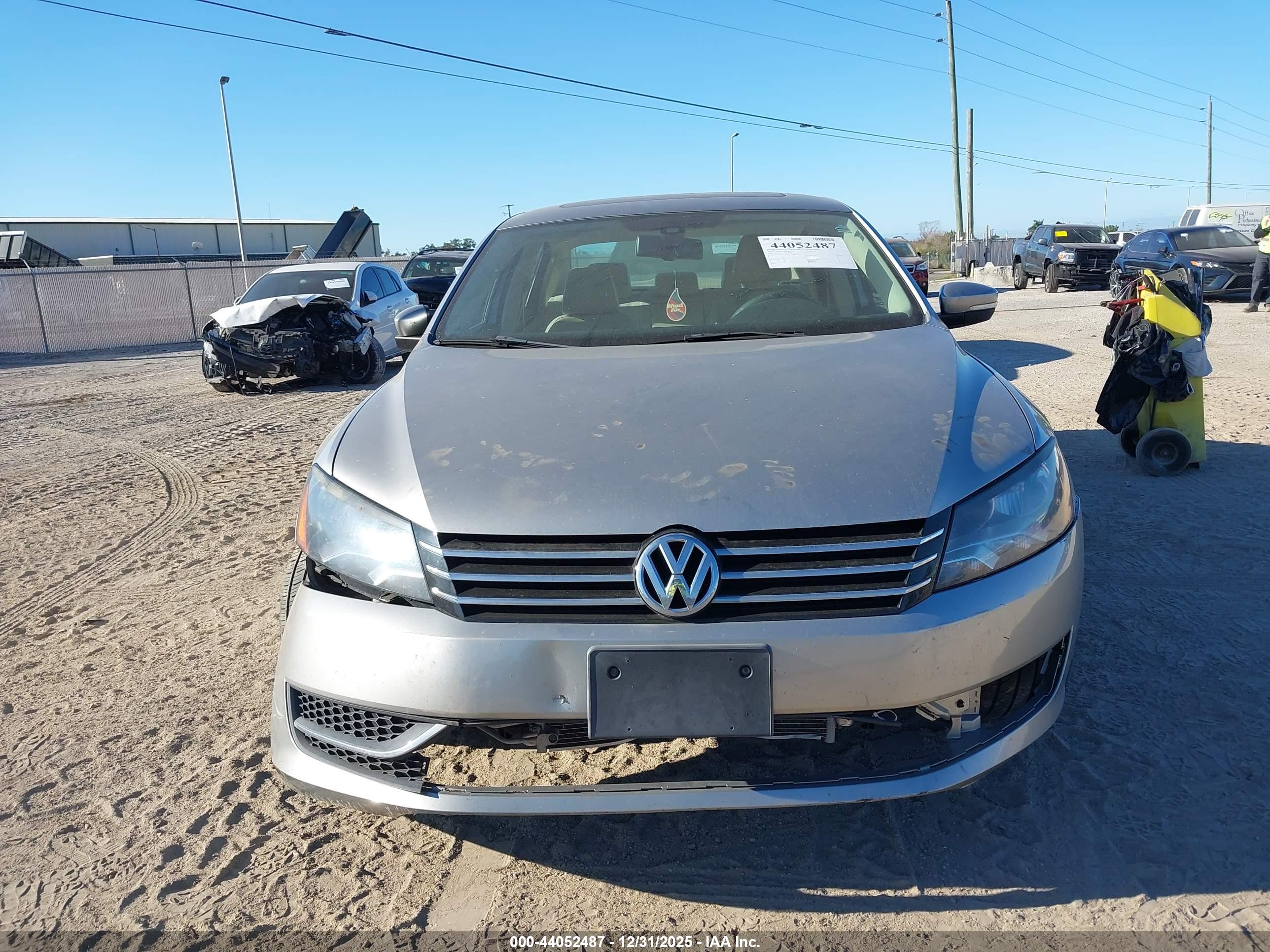 VOLKSWAGEN PASSAT image 6