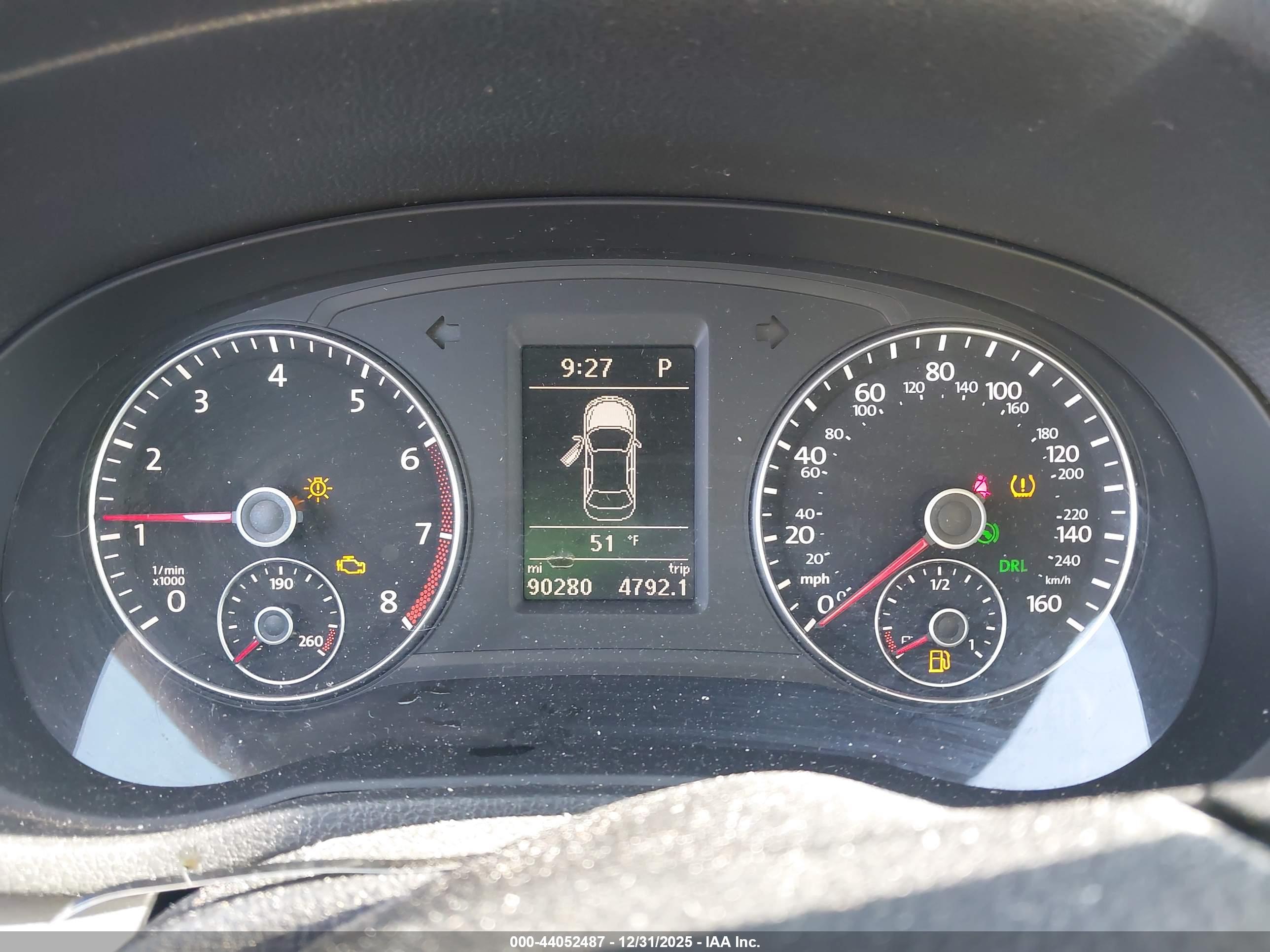 VOLKSWAGEN PASSAT image 7