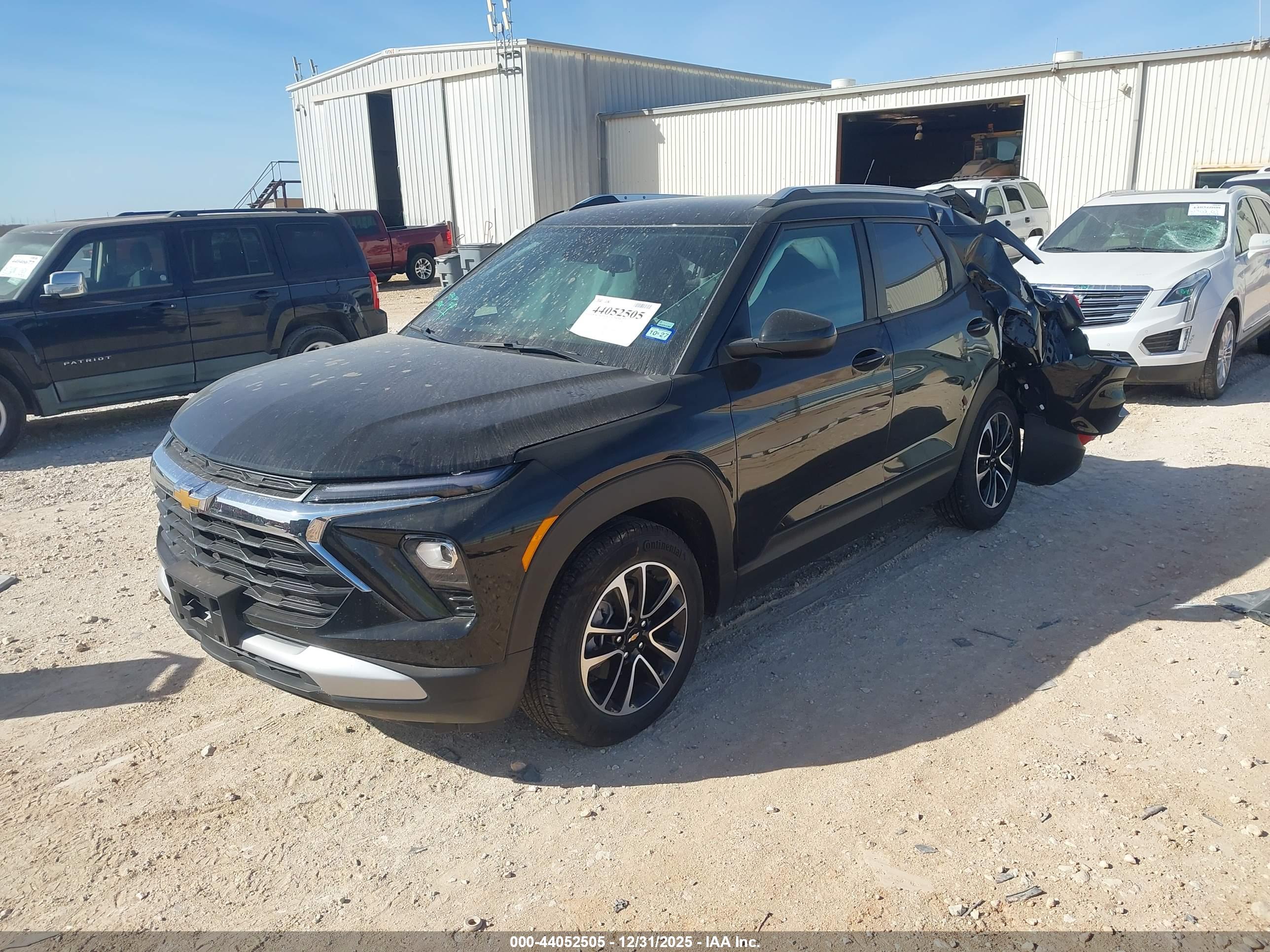 CHEVROLET TRAILBLAZER image 2