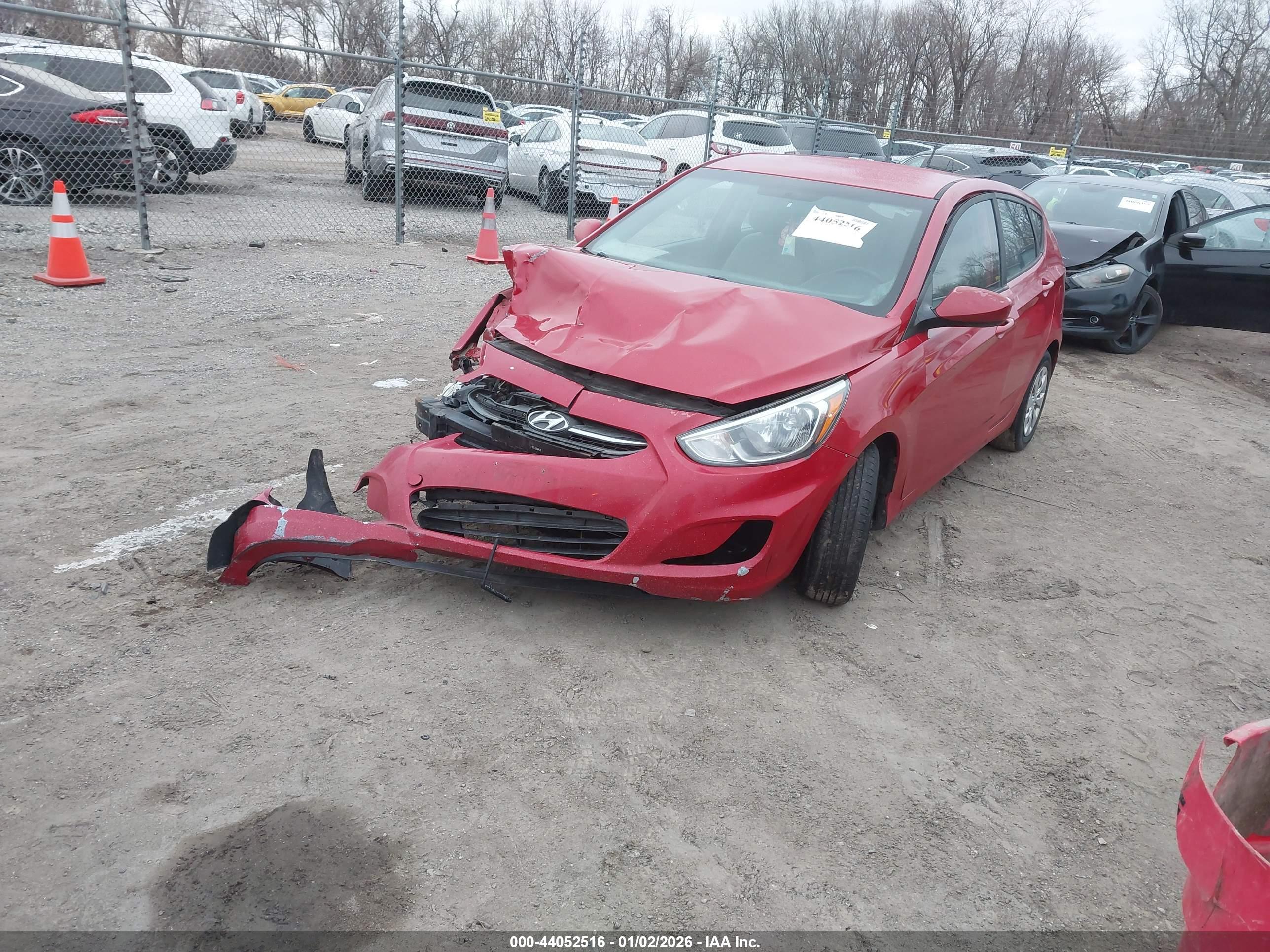 HYUNDAI ACCENT image 2