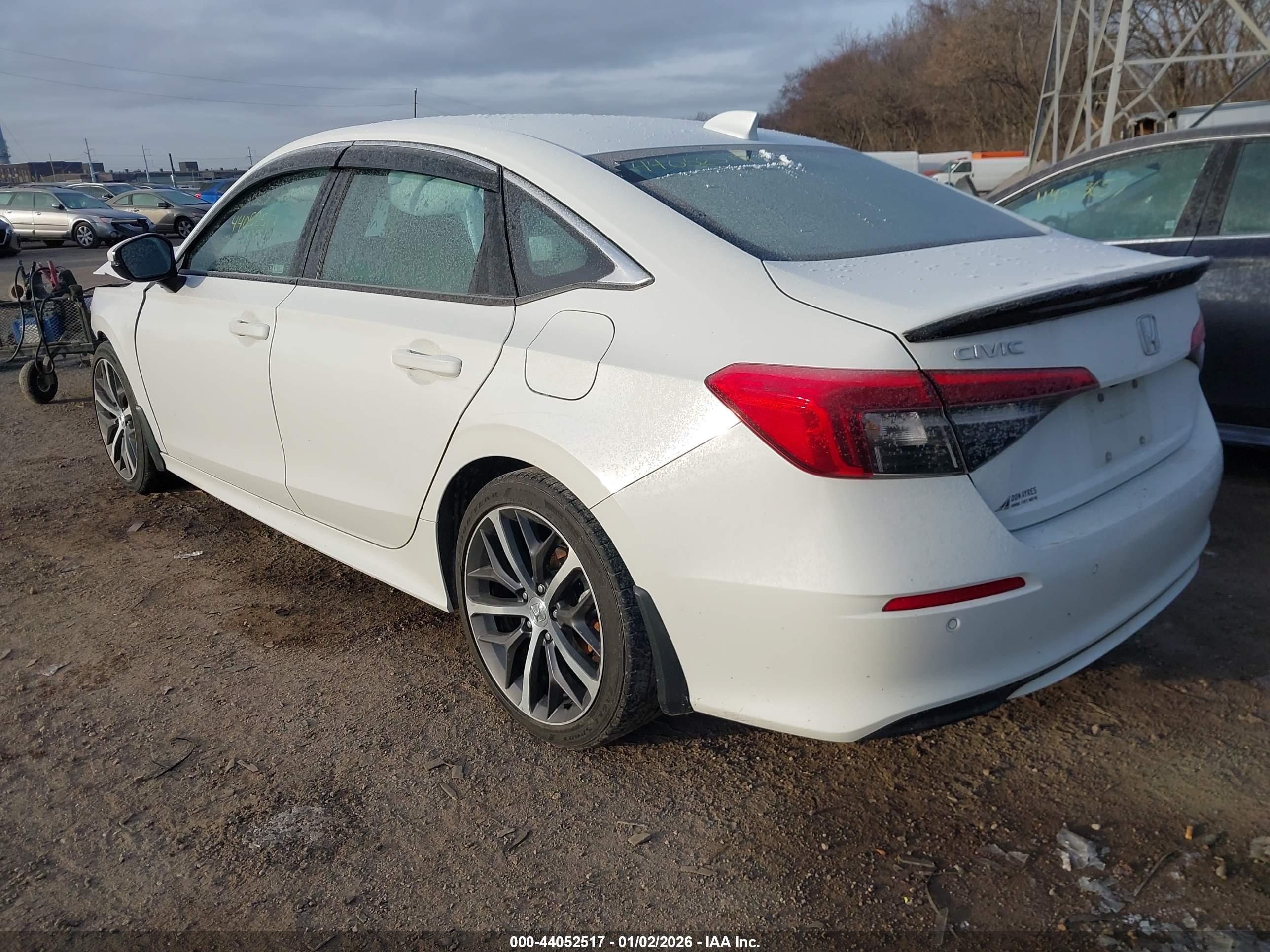 HONDA CIVIC image 3
