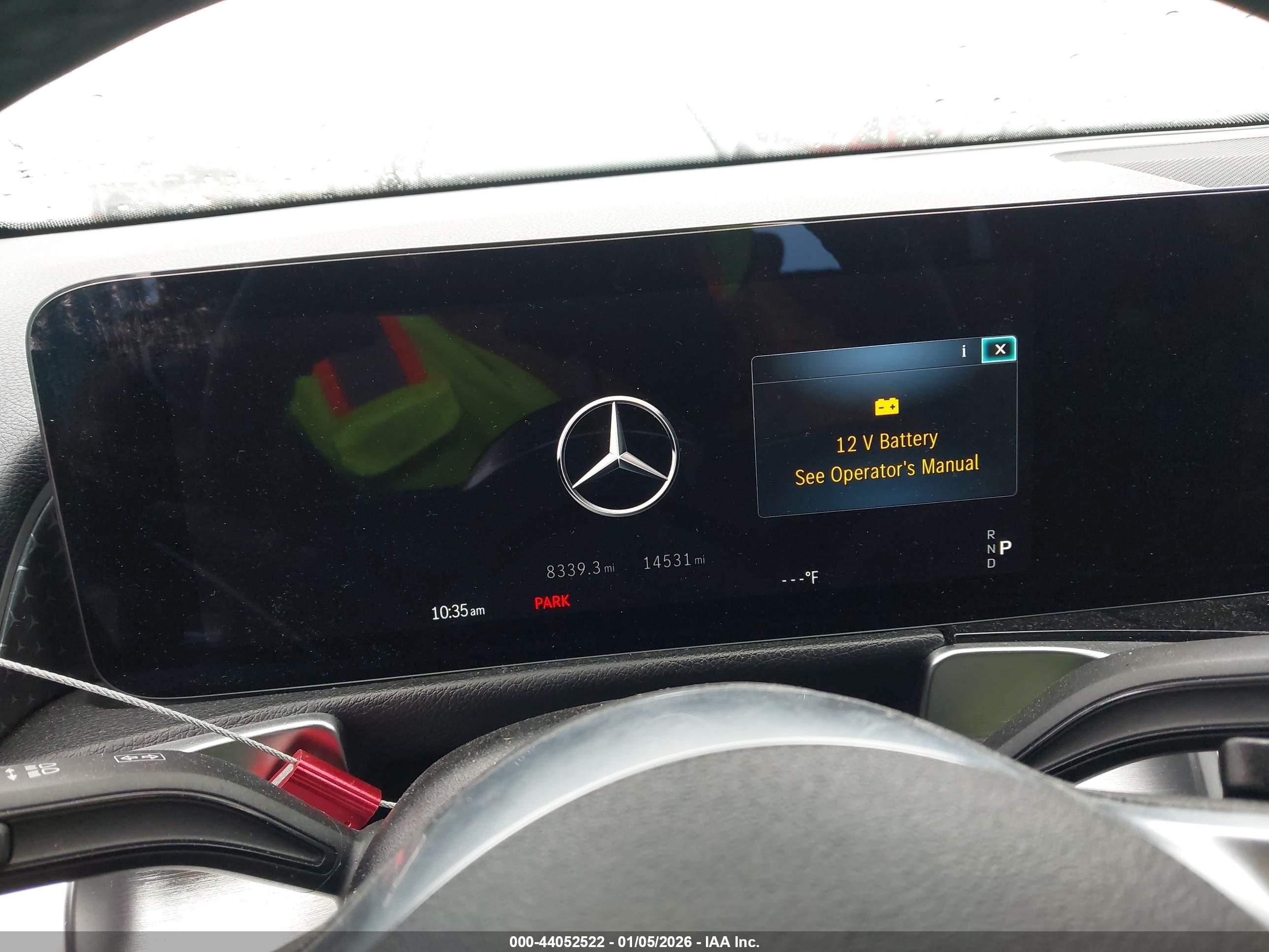 MERCEDES-BENZ GLB image 7