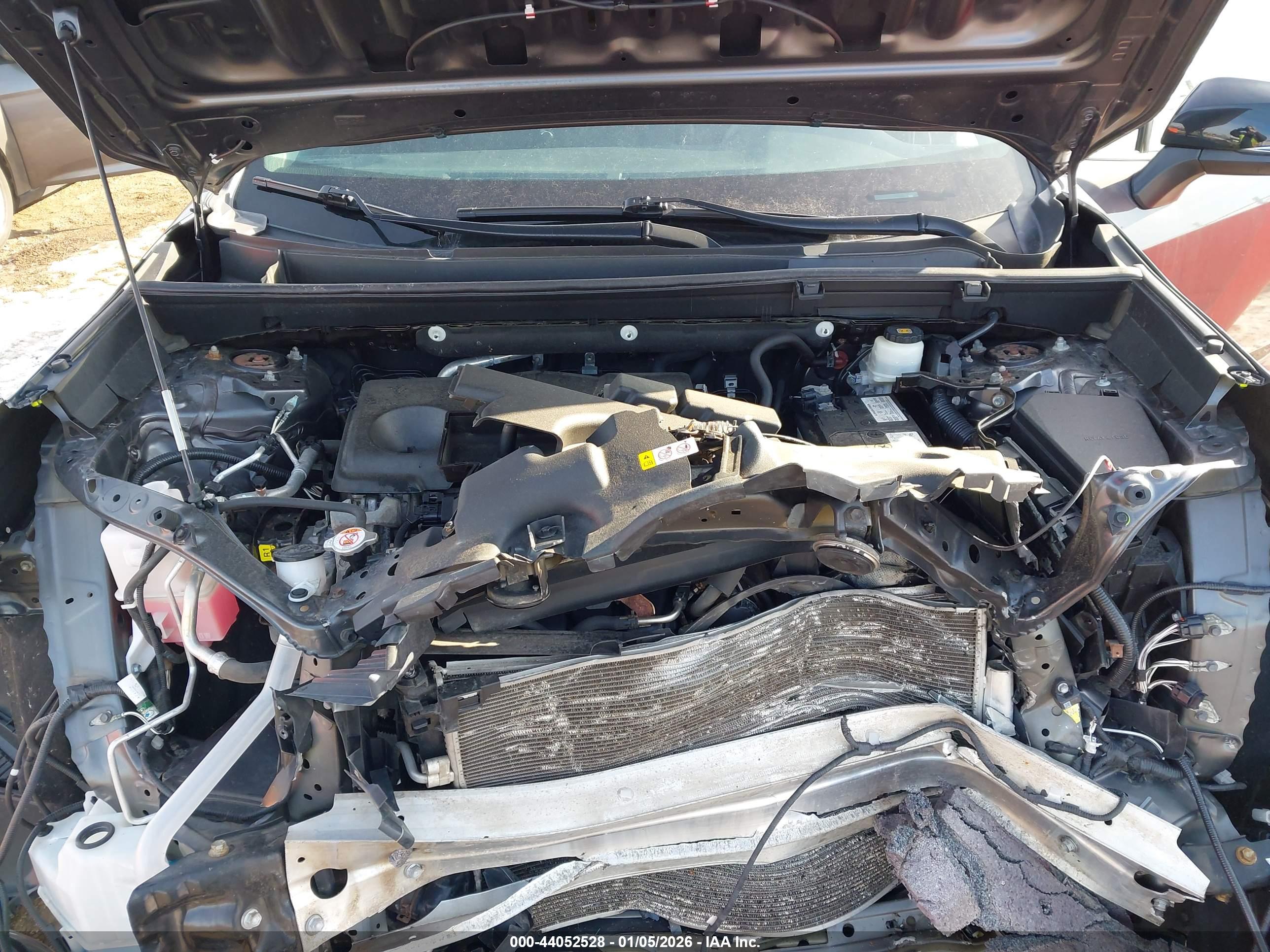 TOYOTA RAV4 image 10