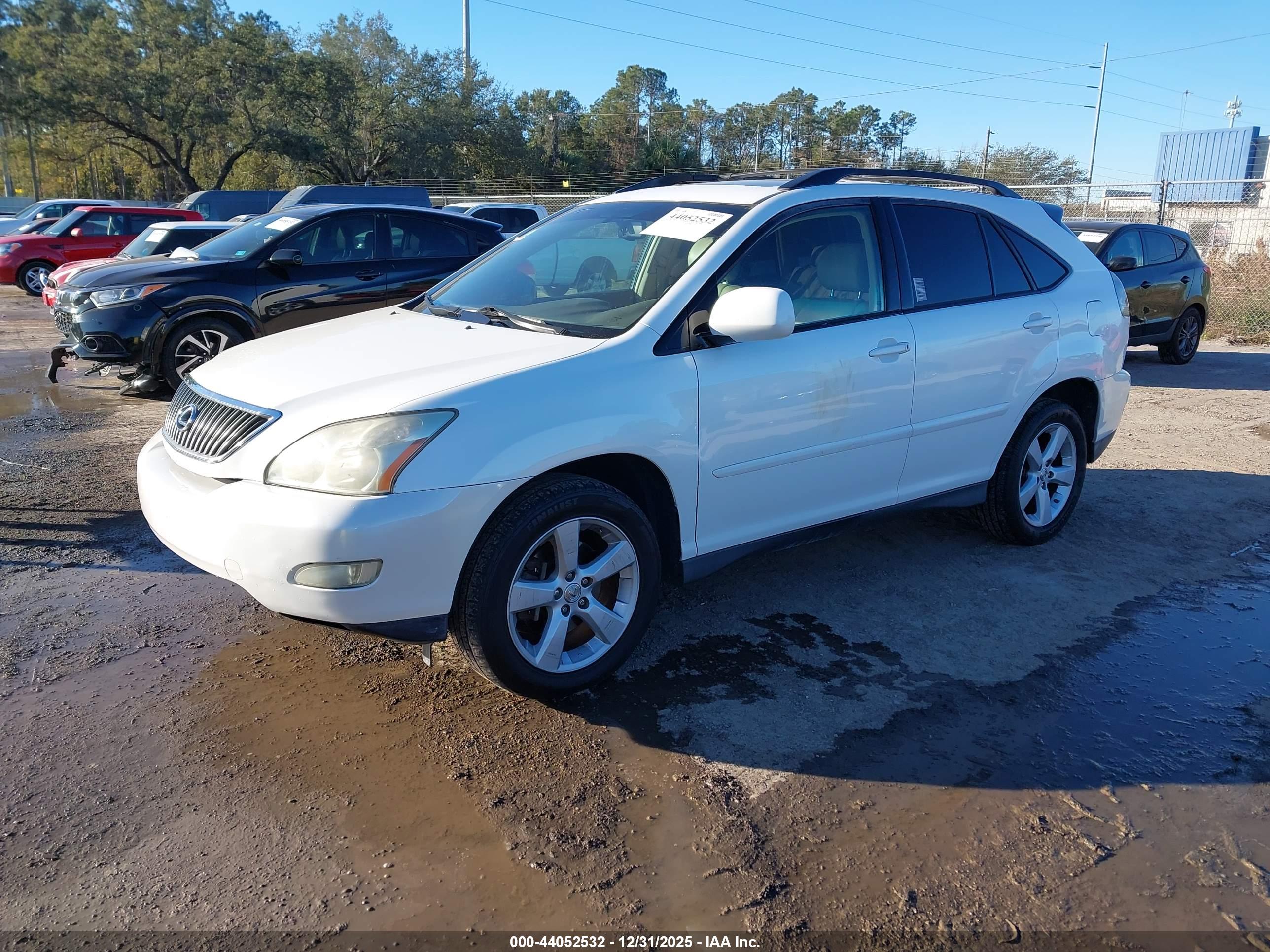 LEXUS RX image 2