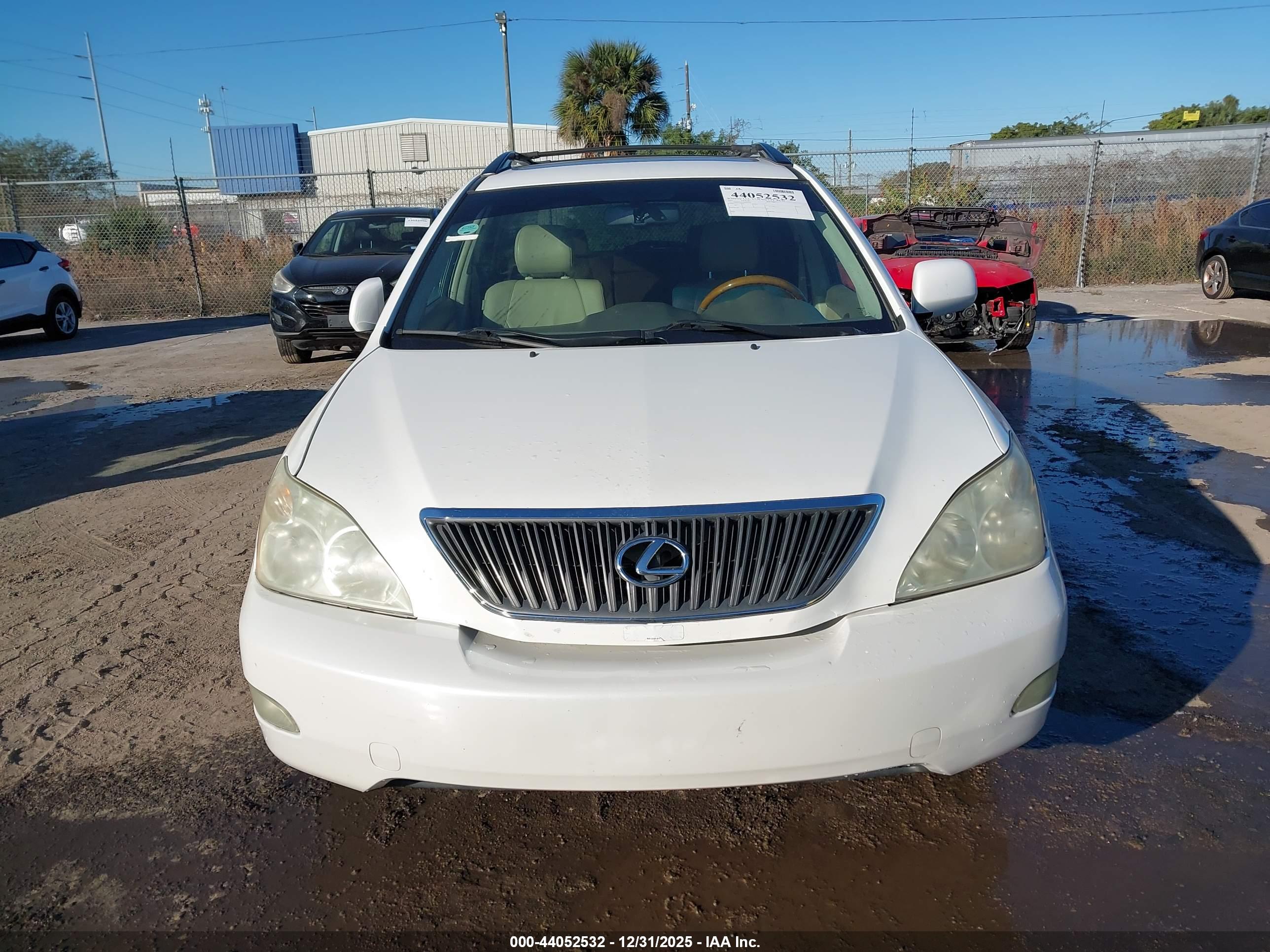 LEXUS RX image 6