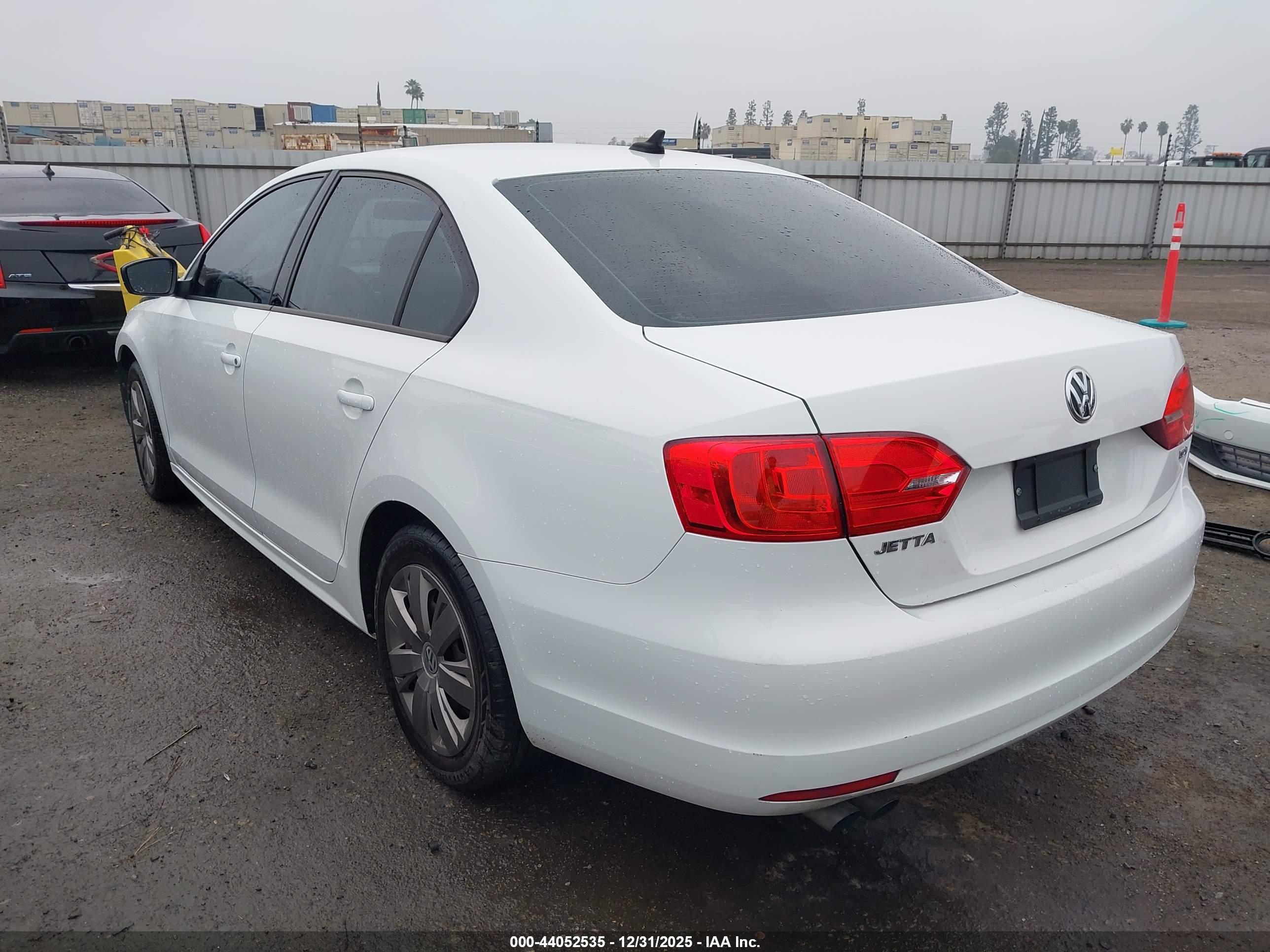 VOLKSWAGEN JETTA image 3