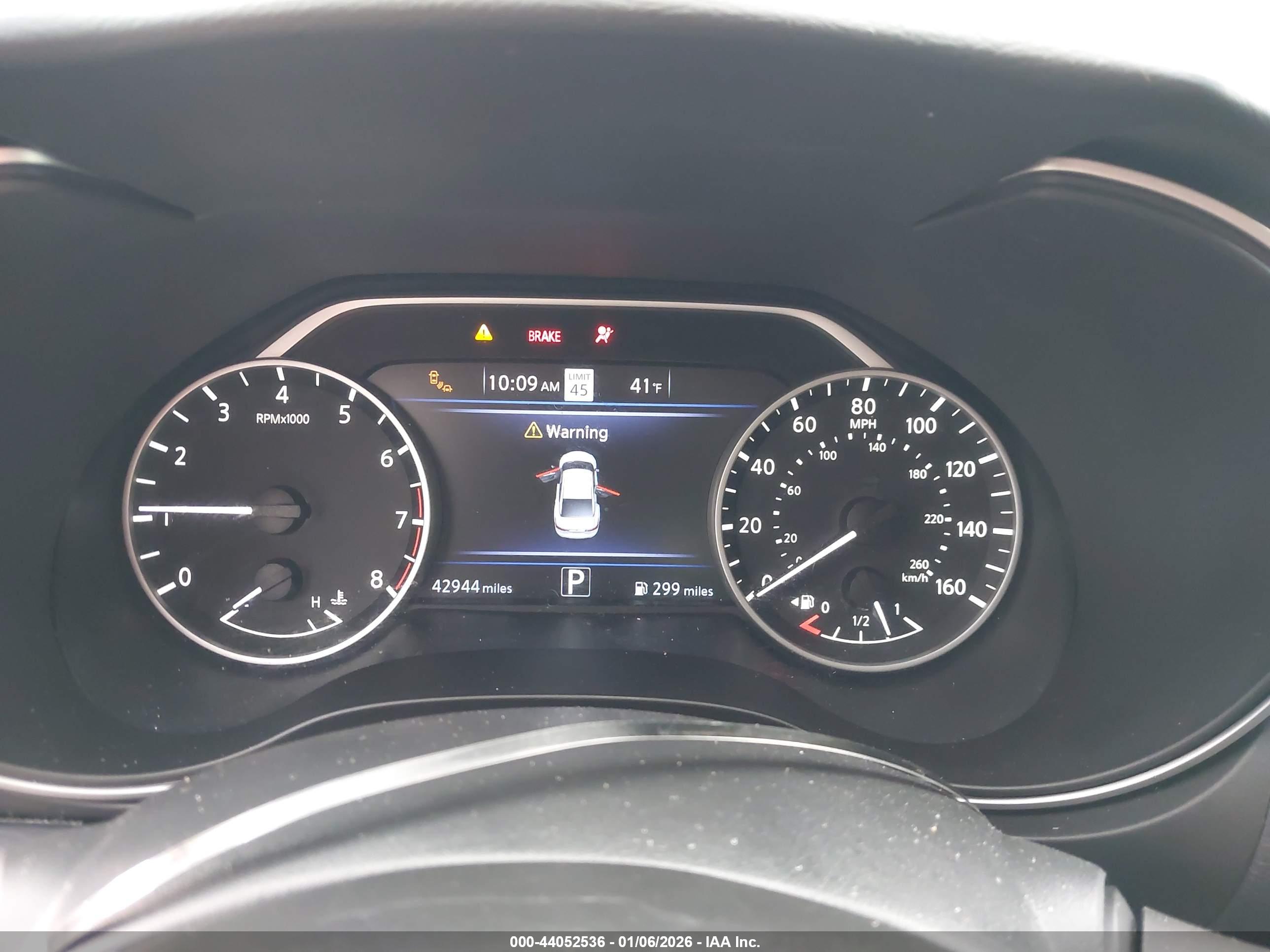 NISSAN MAXIMA image 7
