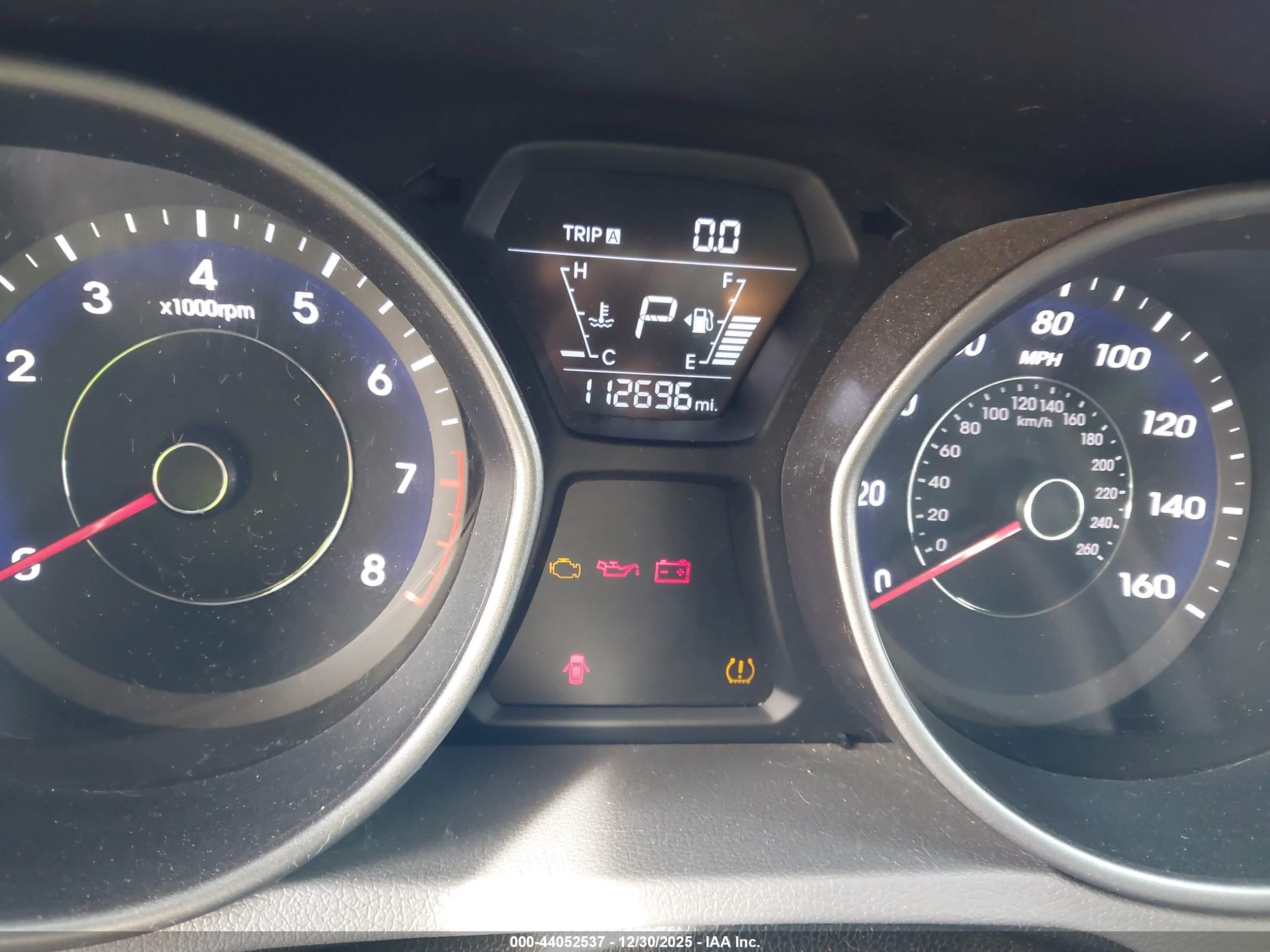 HYUNDAI ELANTRA image 7