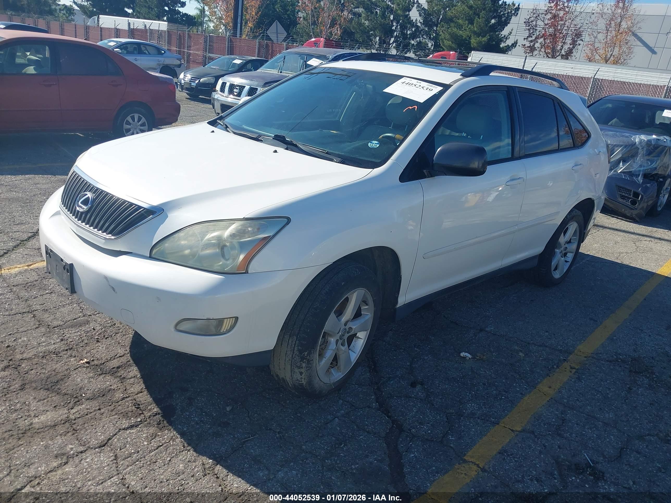 LEXUS RX image 2