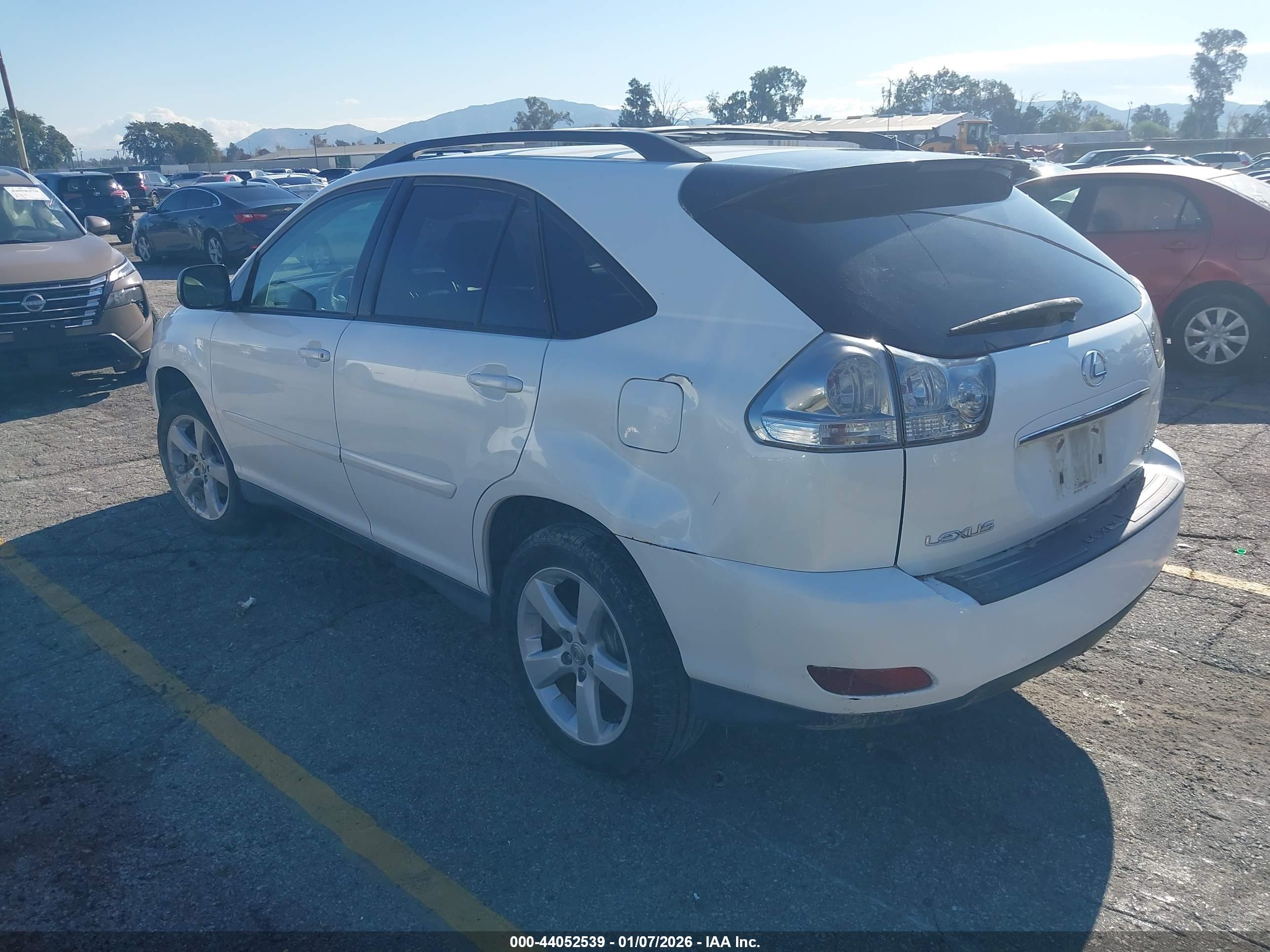 LEXUS RX image 3